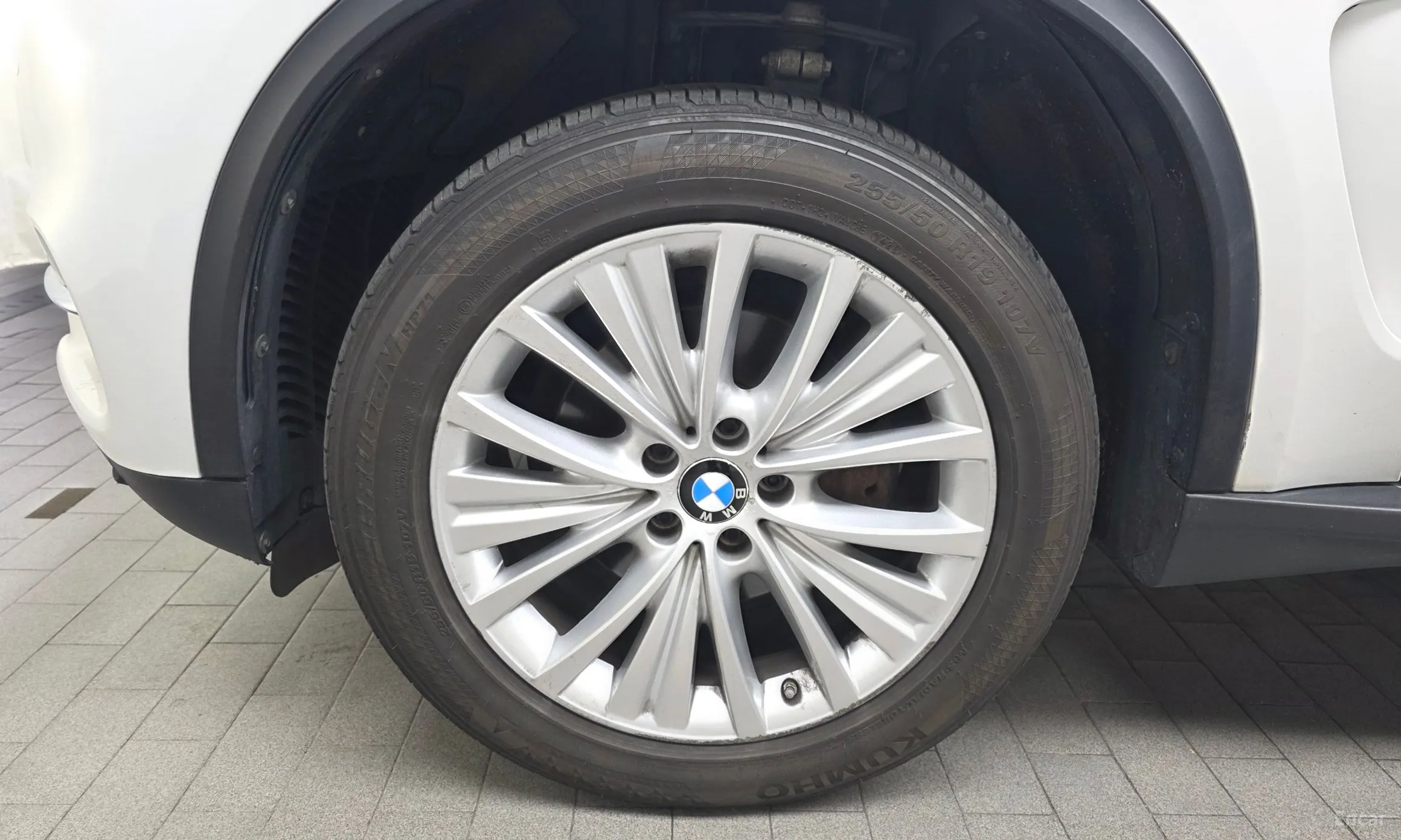 BMW X5 (F15) превью 5