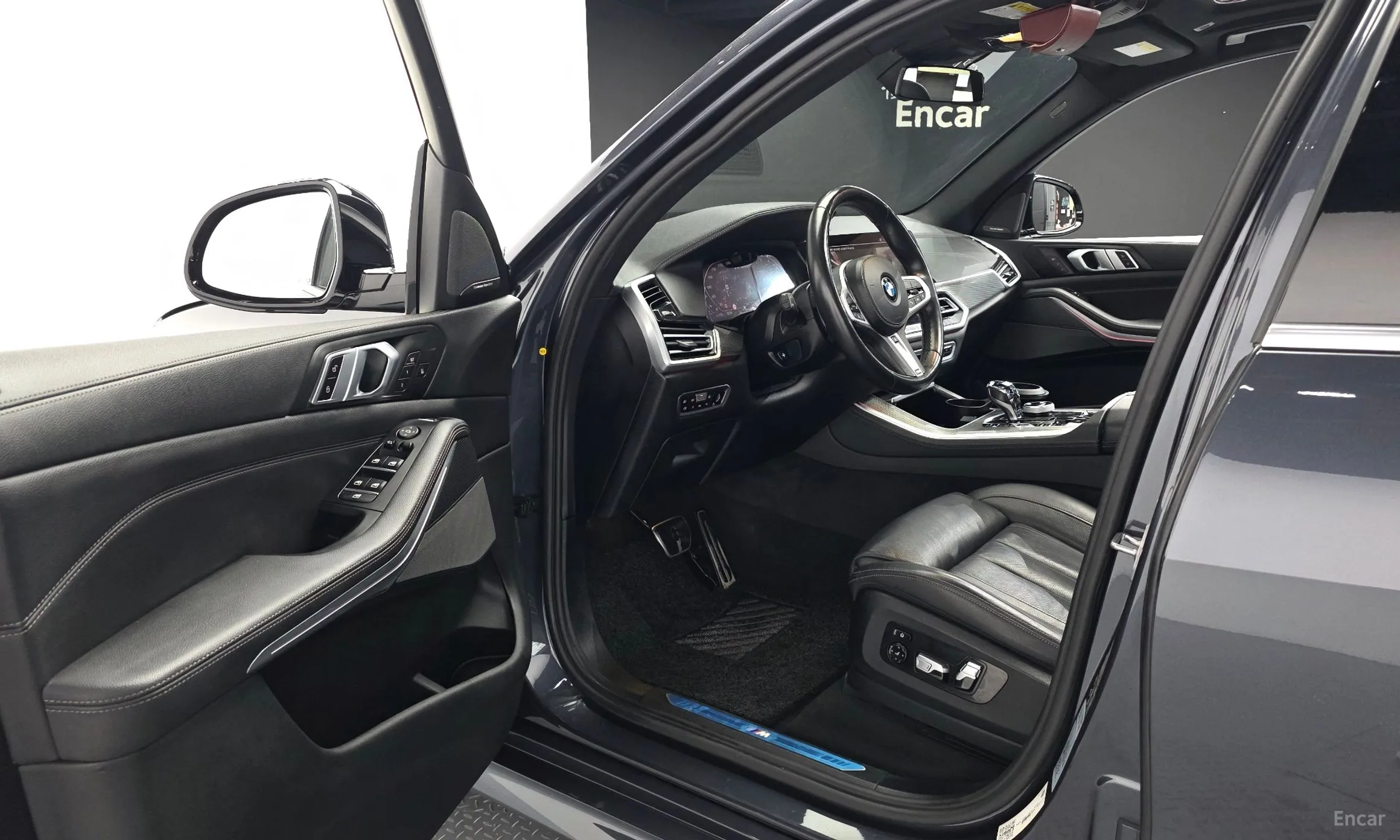 BMW X5 (G05) превью 10