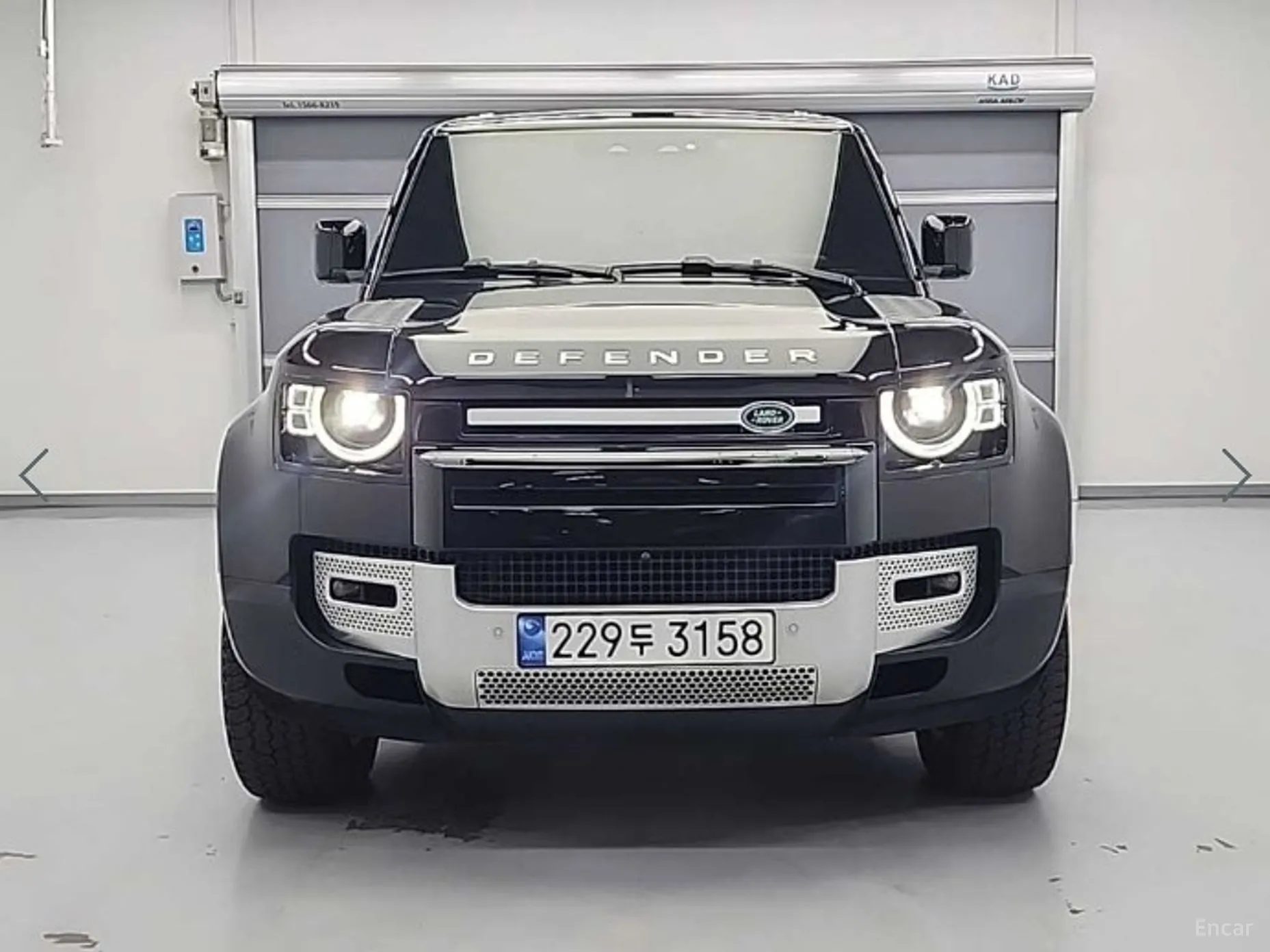 Land Rover Defender (L663)