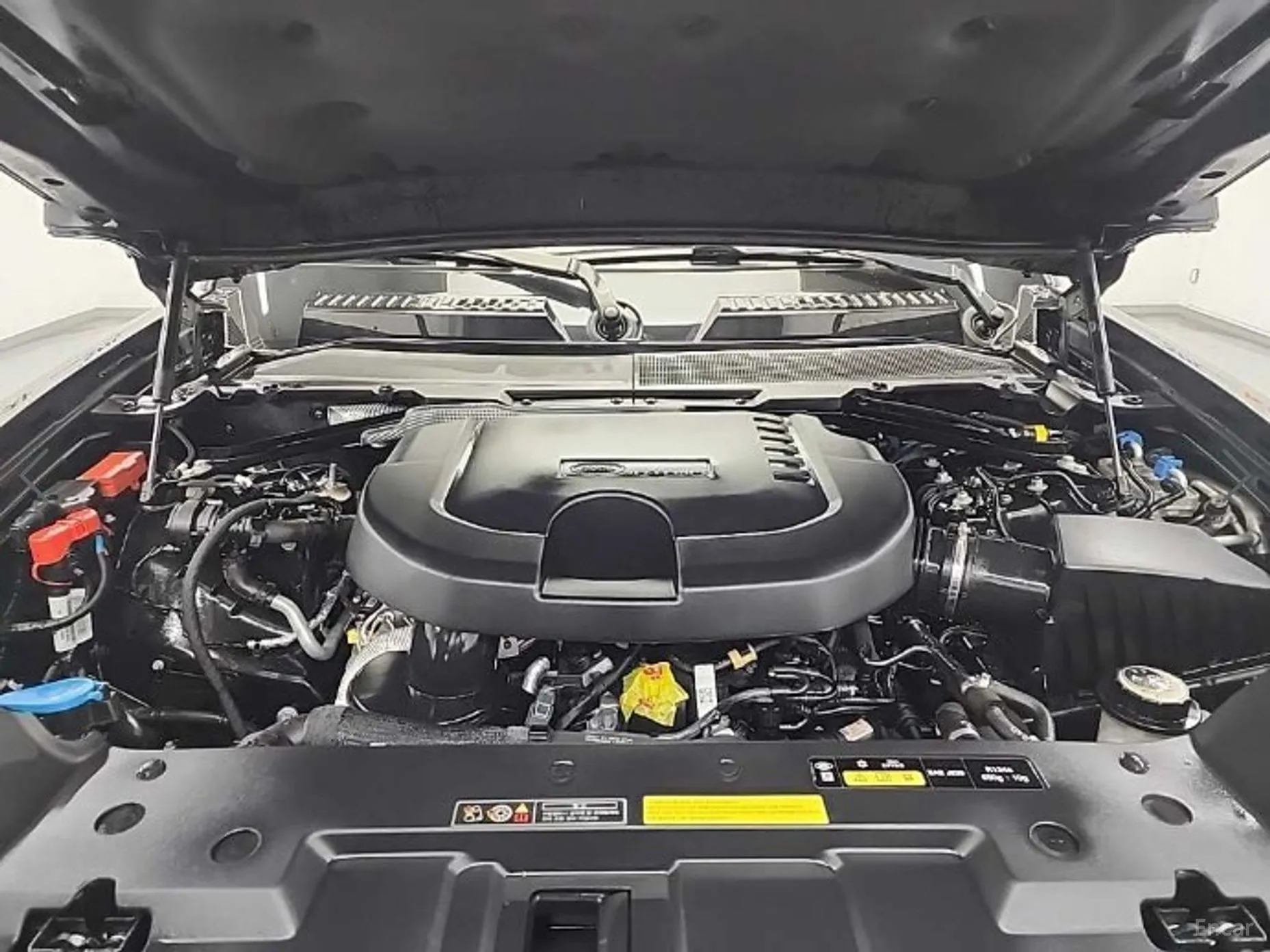 Land Rover Defender (L663) превью 5