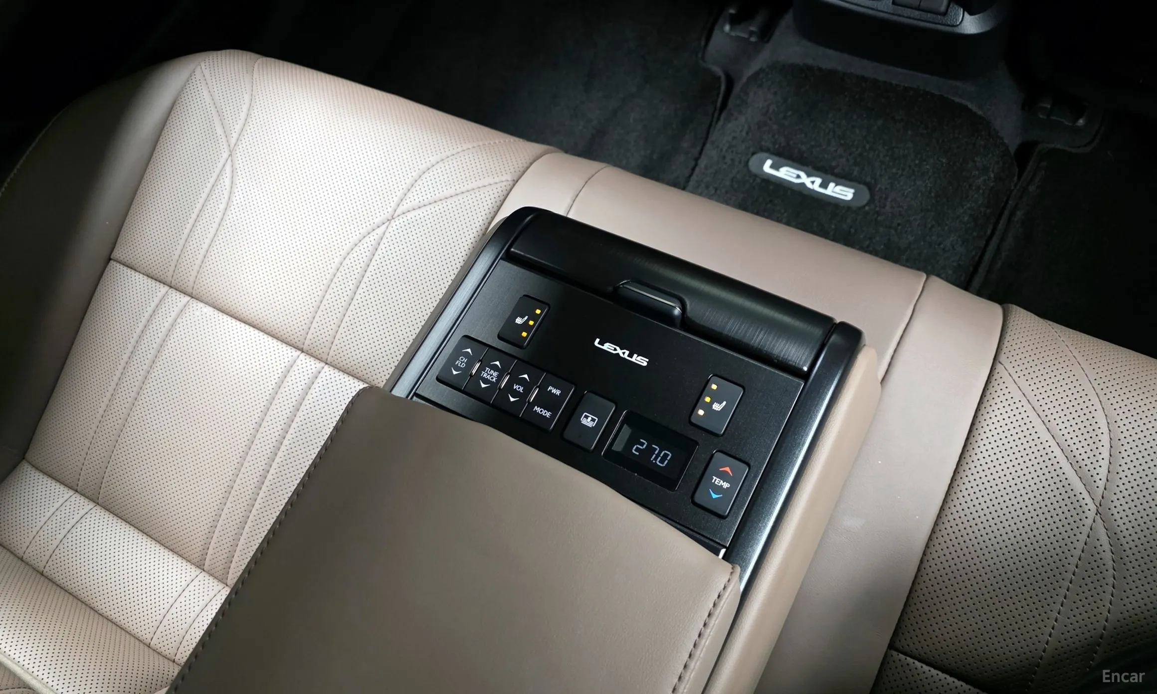 Lexus ES300h 7th Generation превью 17