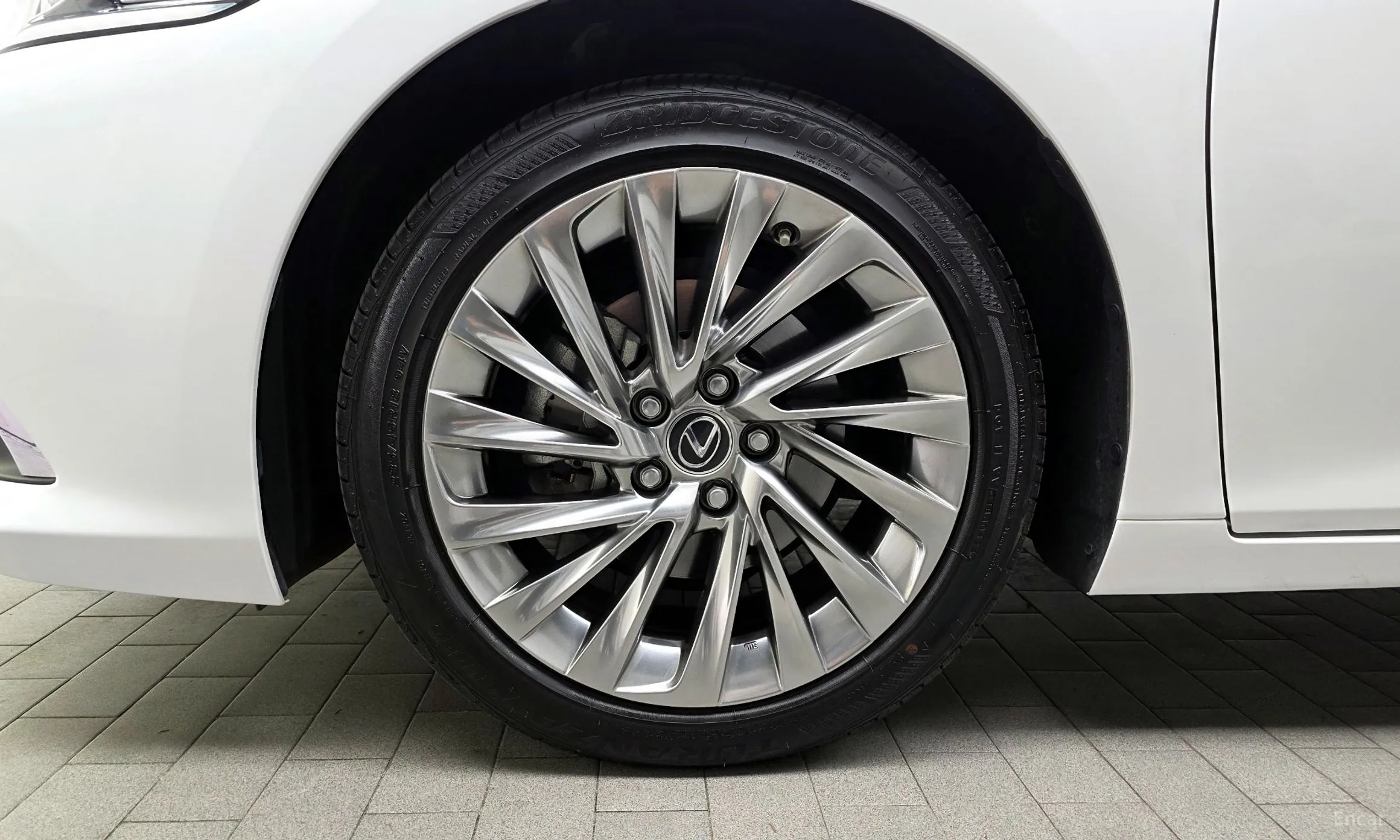 Lexus ES300h 7th Generation превью 5