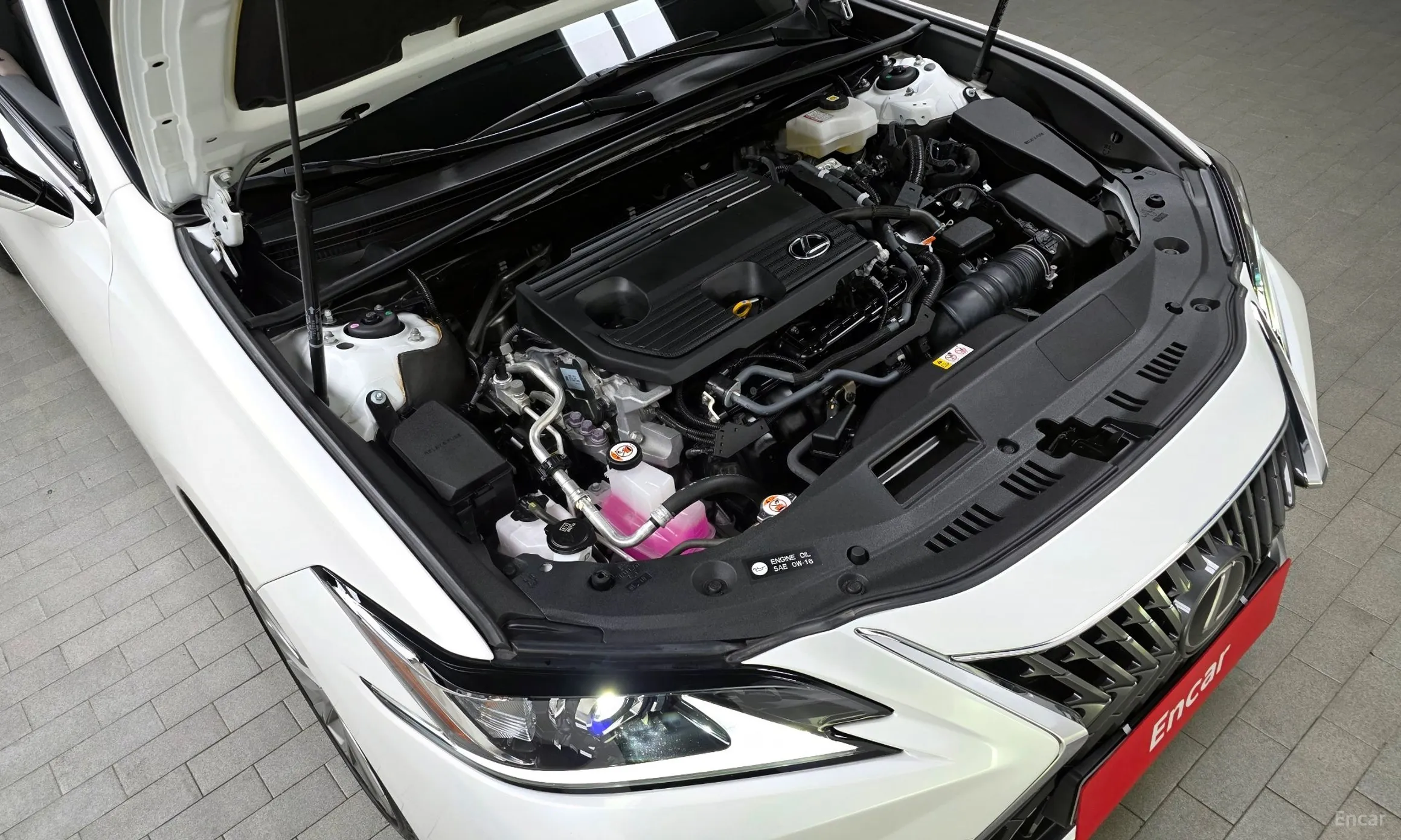Lexus ES300h 7th Generation превью 6
