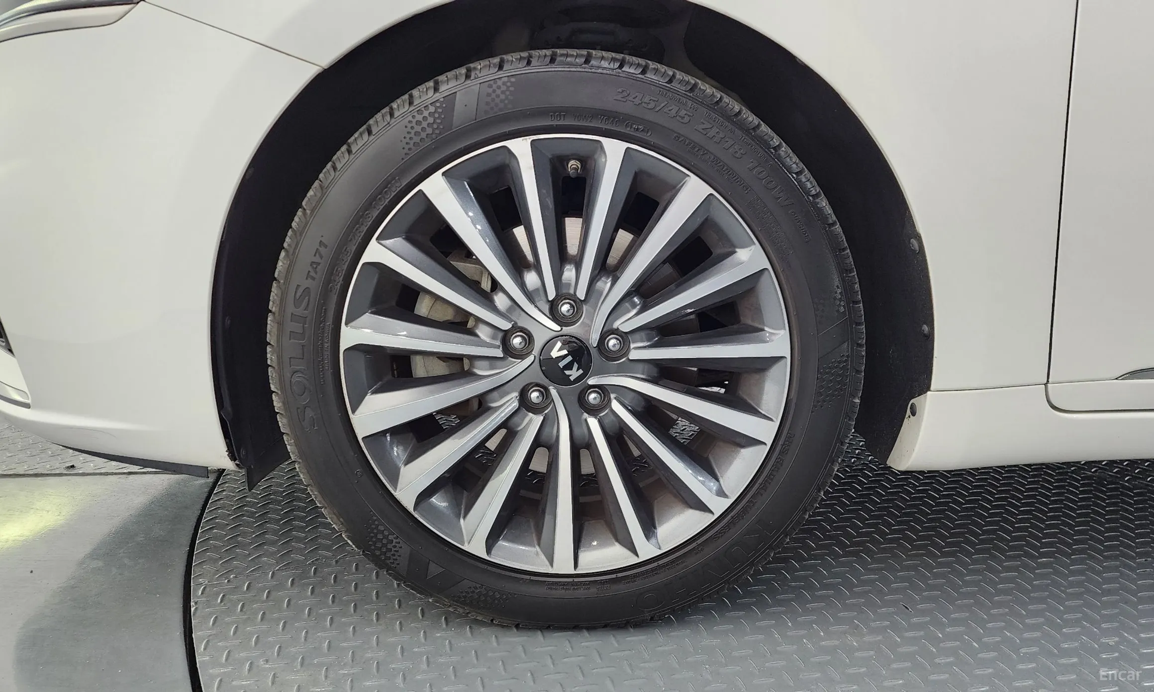 Kia K7 превью 5