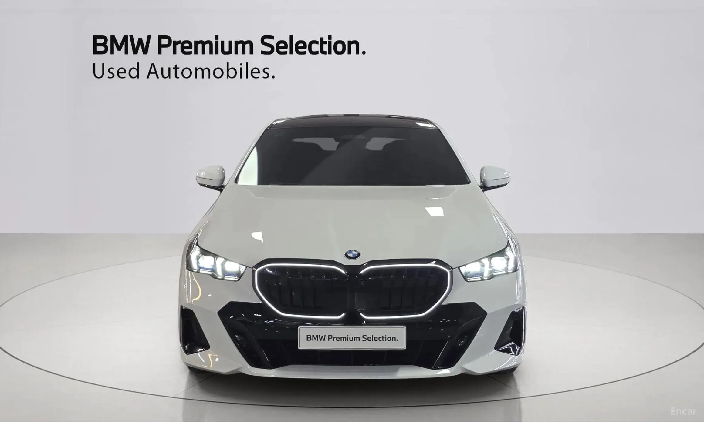 BMW 5 Series (G60) превью 3