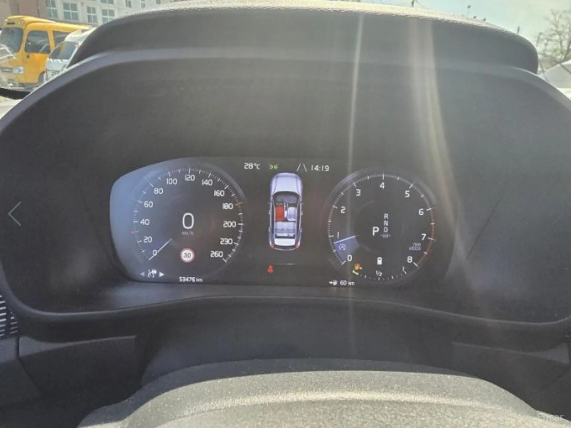 Volvo XC40 превью 8