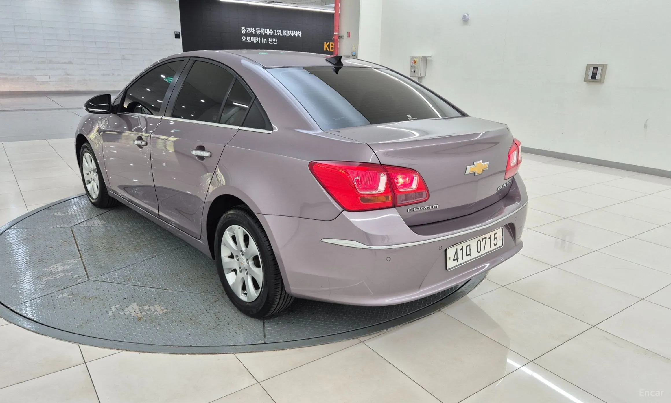 Chevrolet (GM Daewoo) Cruze превью 18