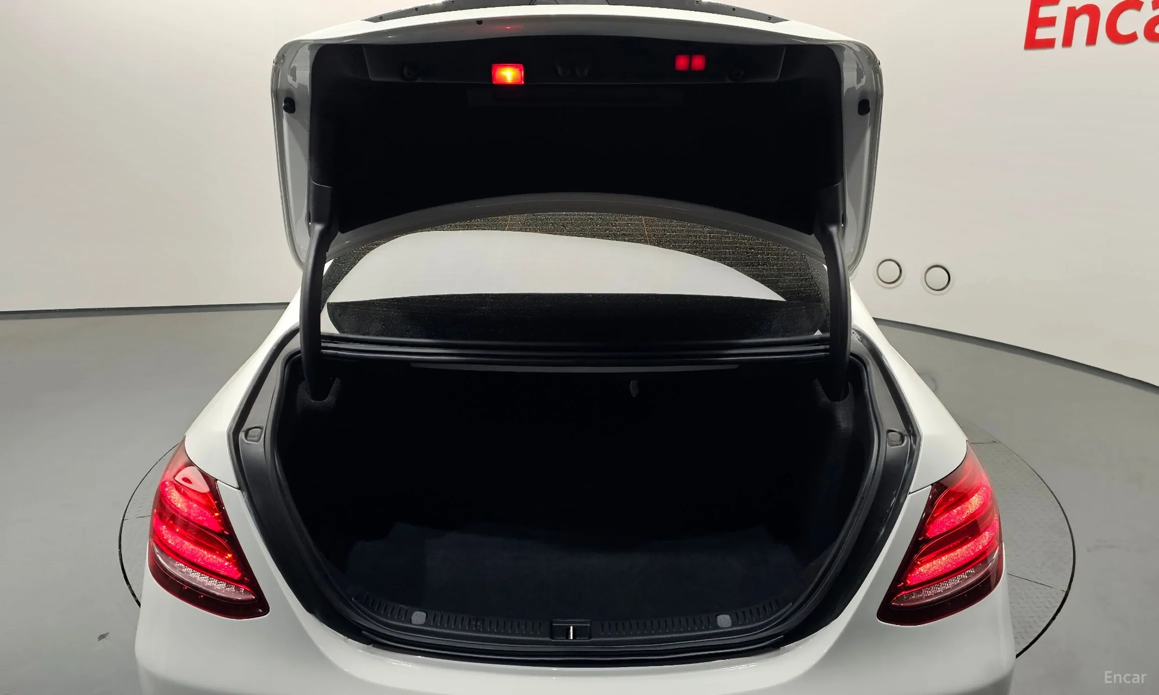 Mercedes Benz E-Class W213 превью 18