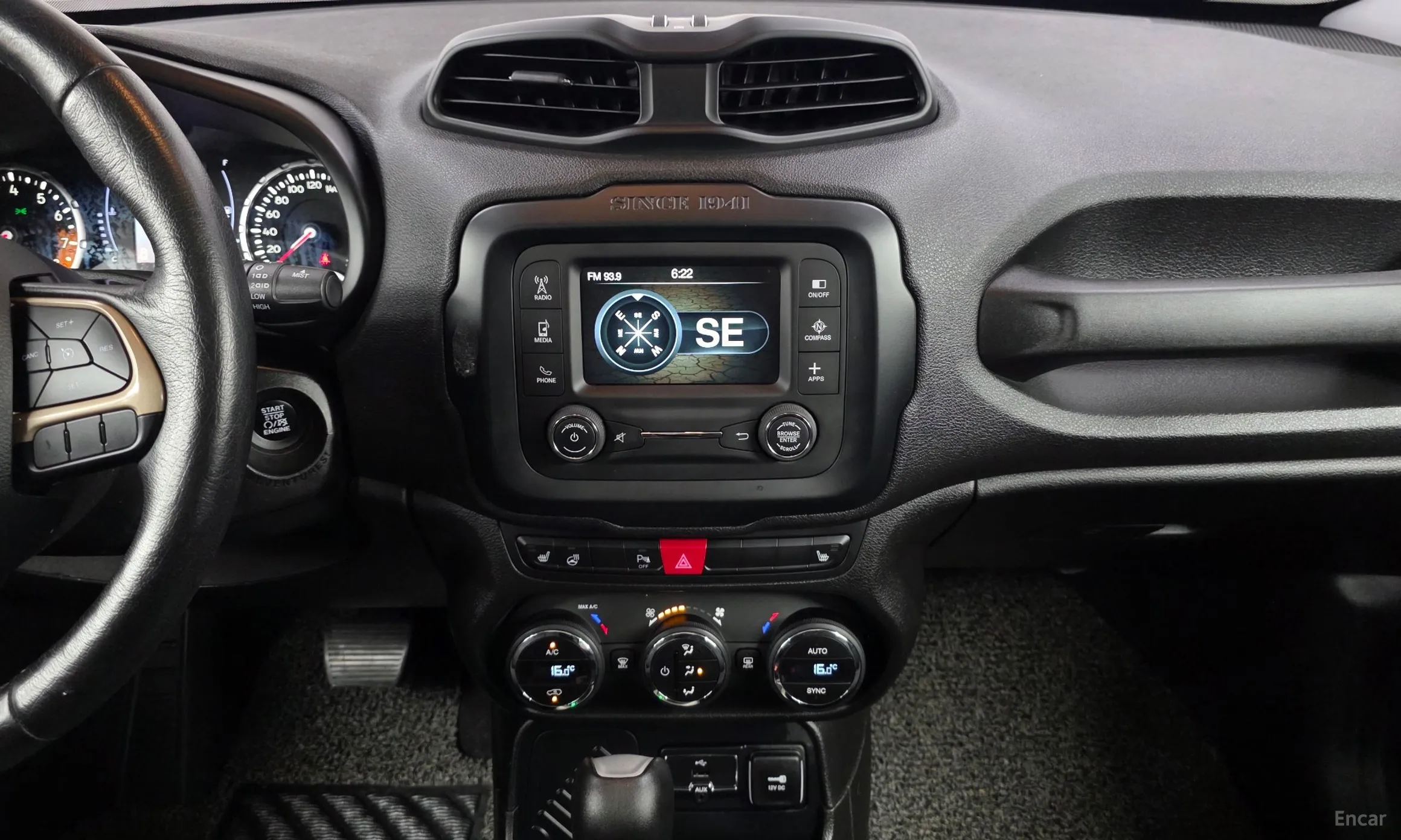 Jeep Renegade превью 14