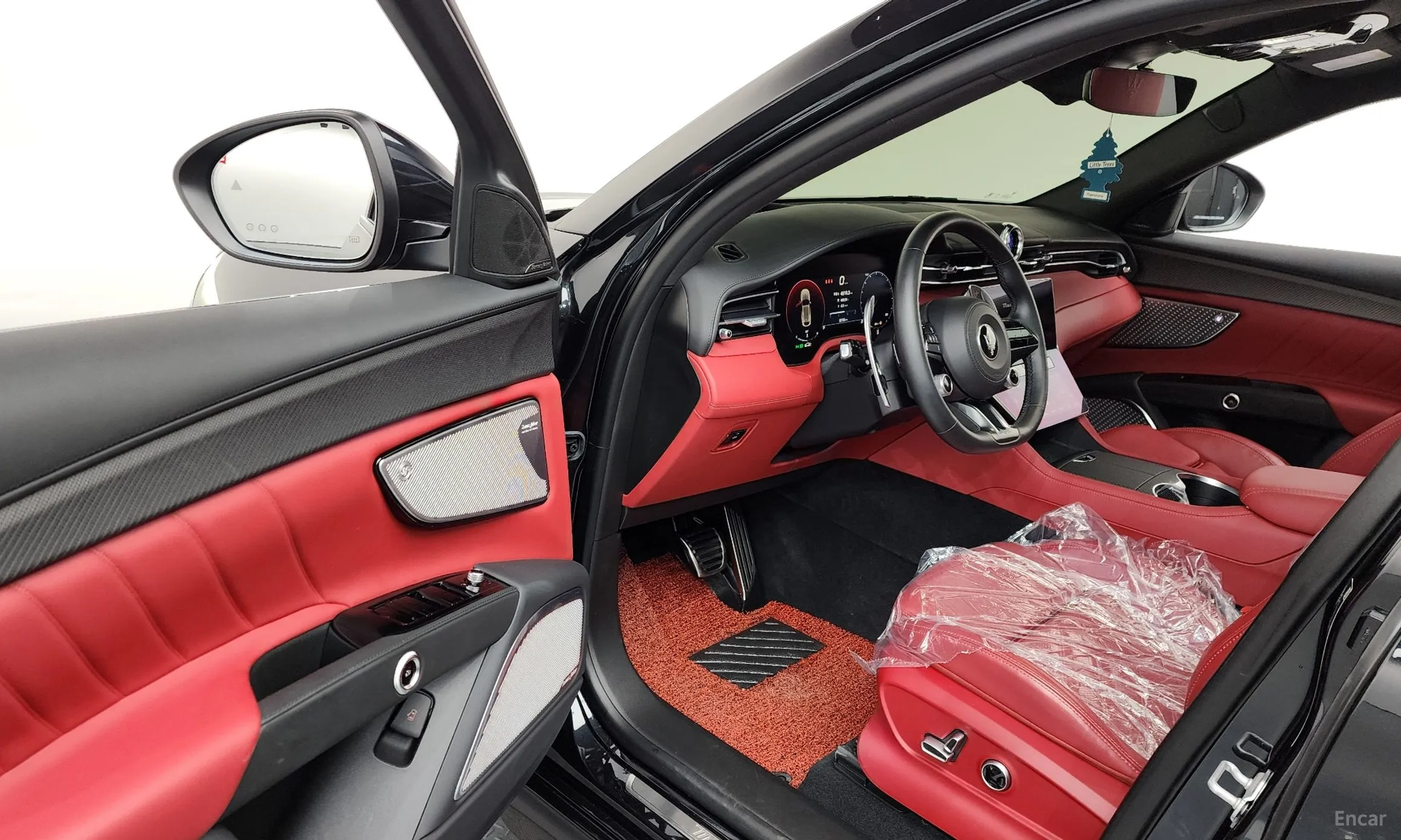 Maserati Grekale превью 10