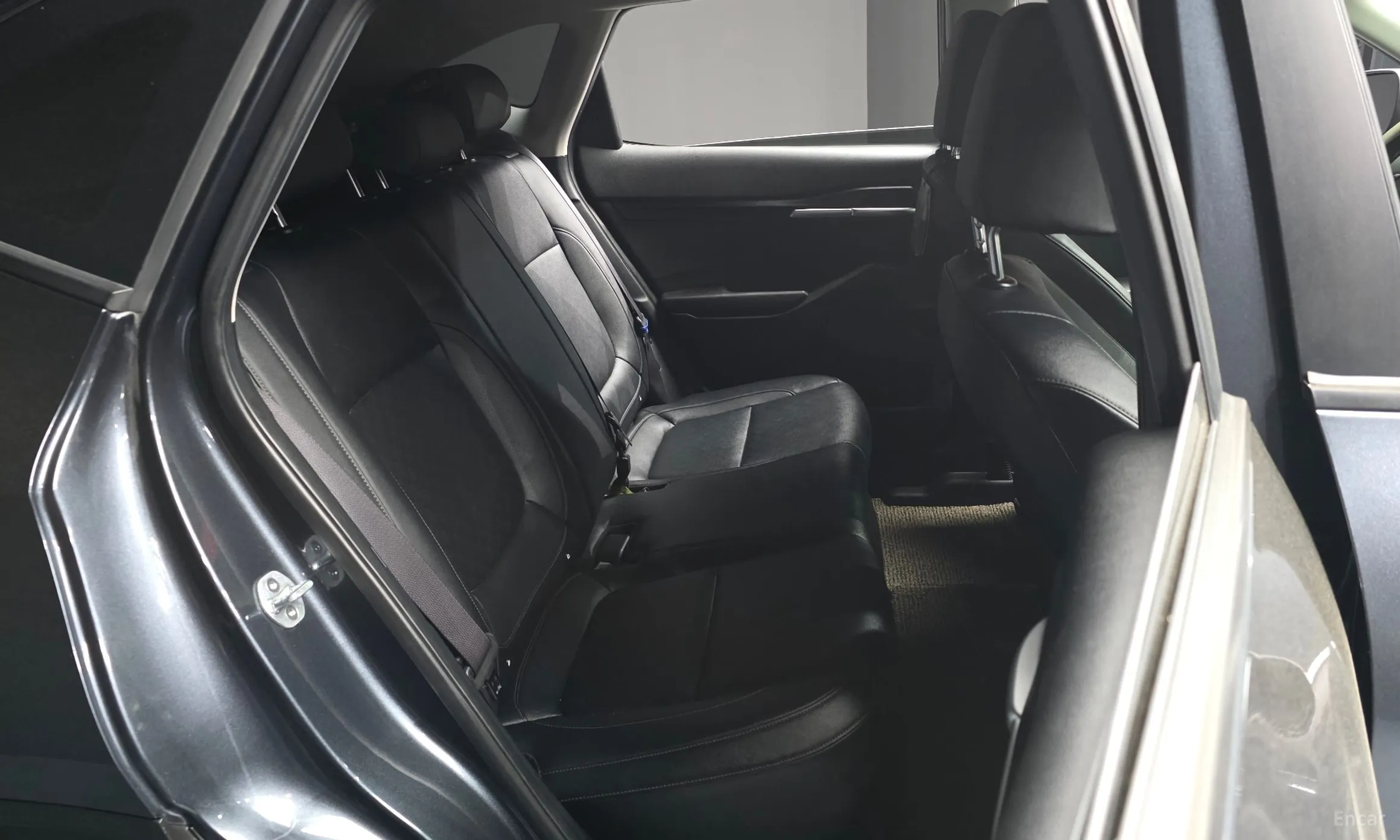 Kia Seltos превью 12