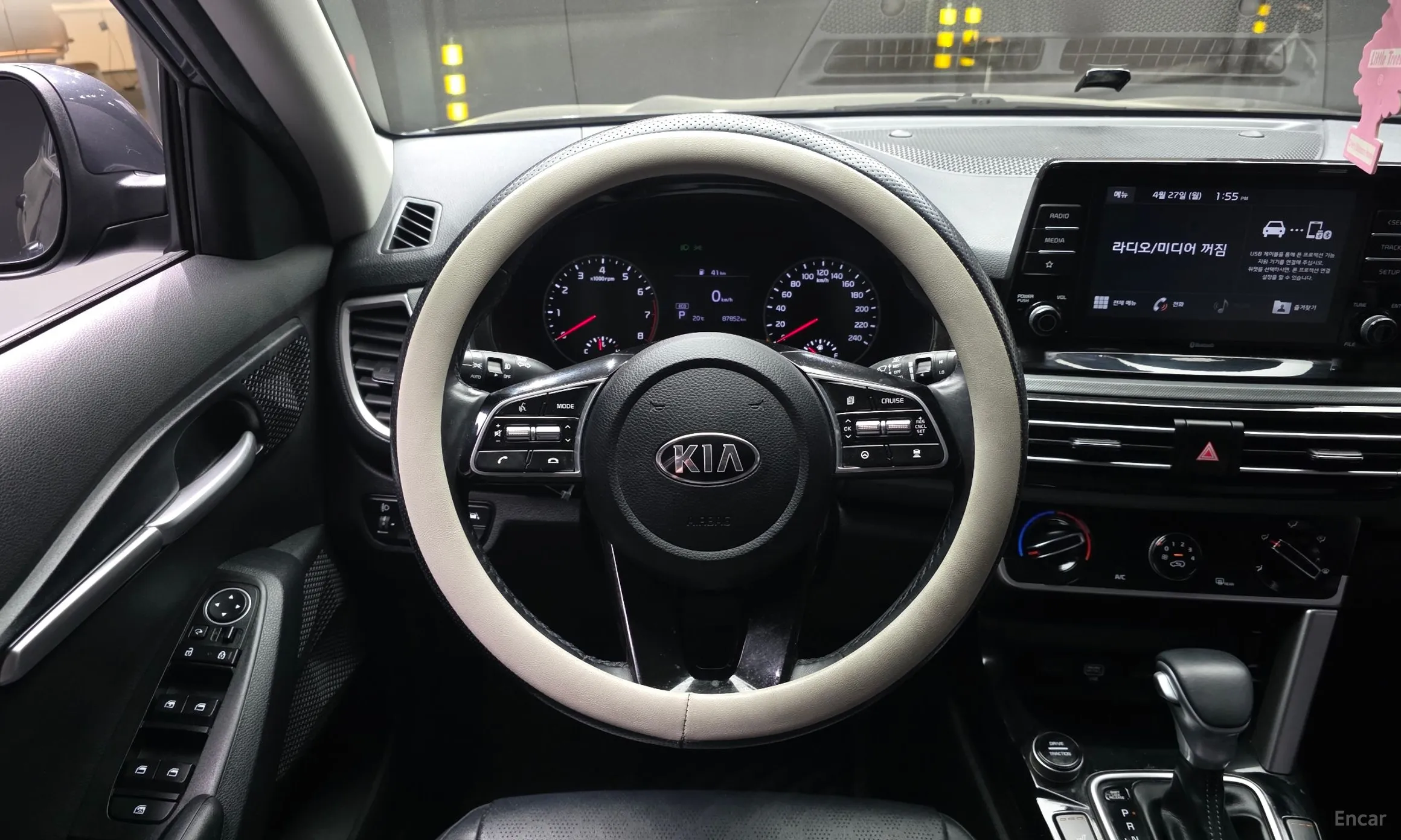 Kia Seltos превью 13