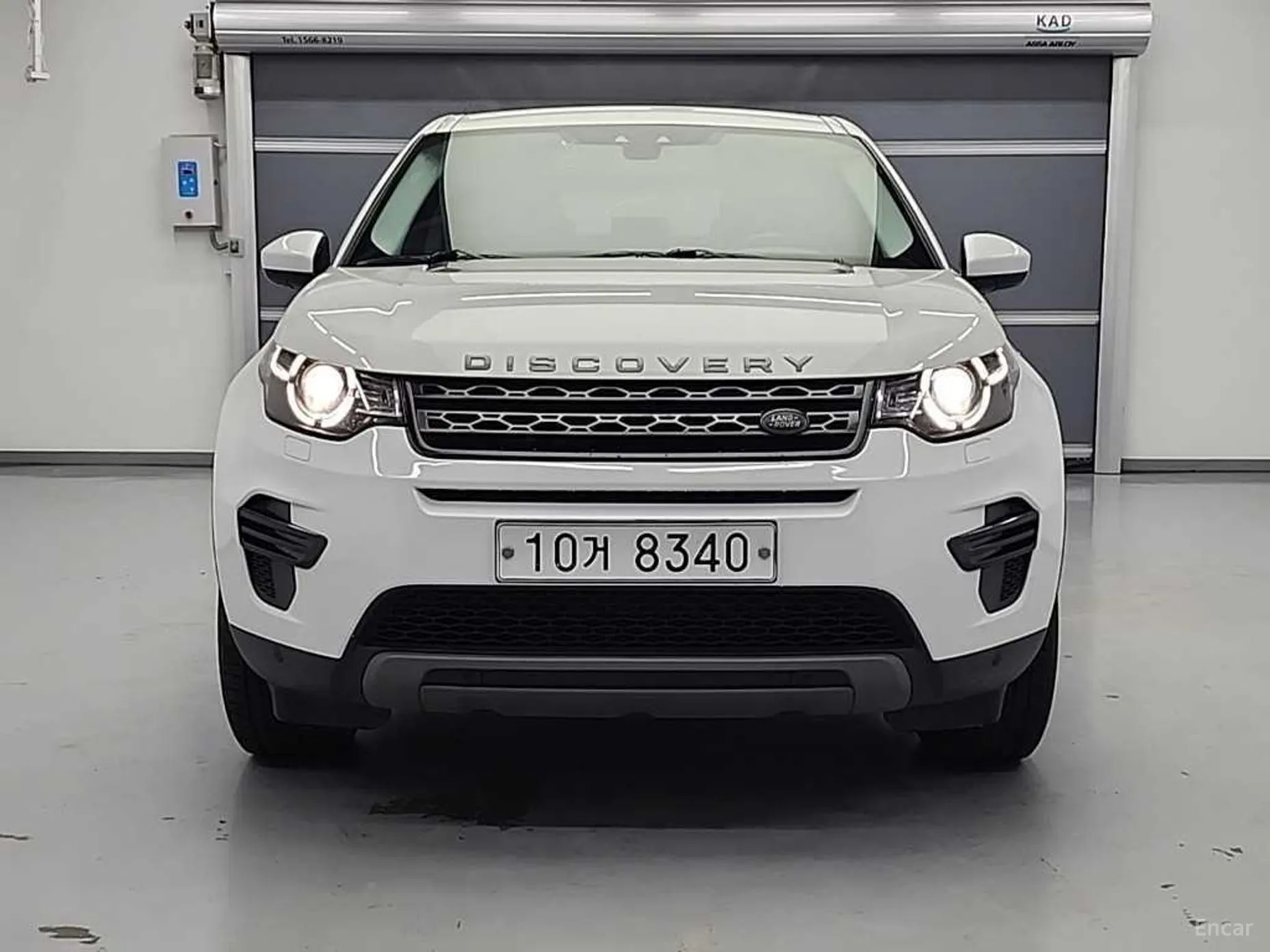 Land Rover Discovery Sports превью 2