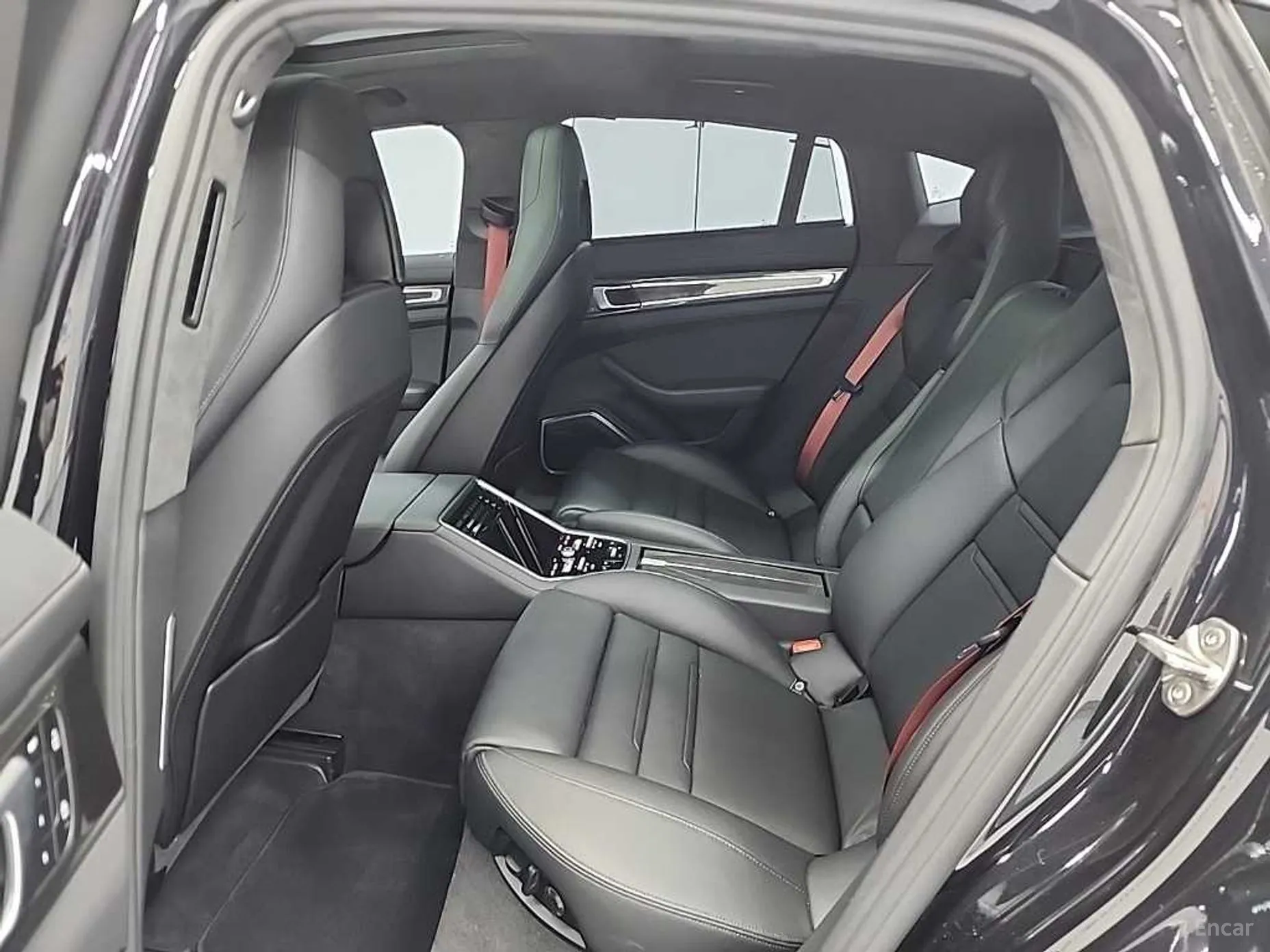Porsche Panamera (971) превью 13