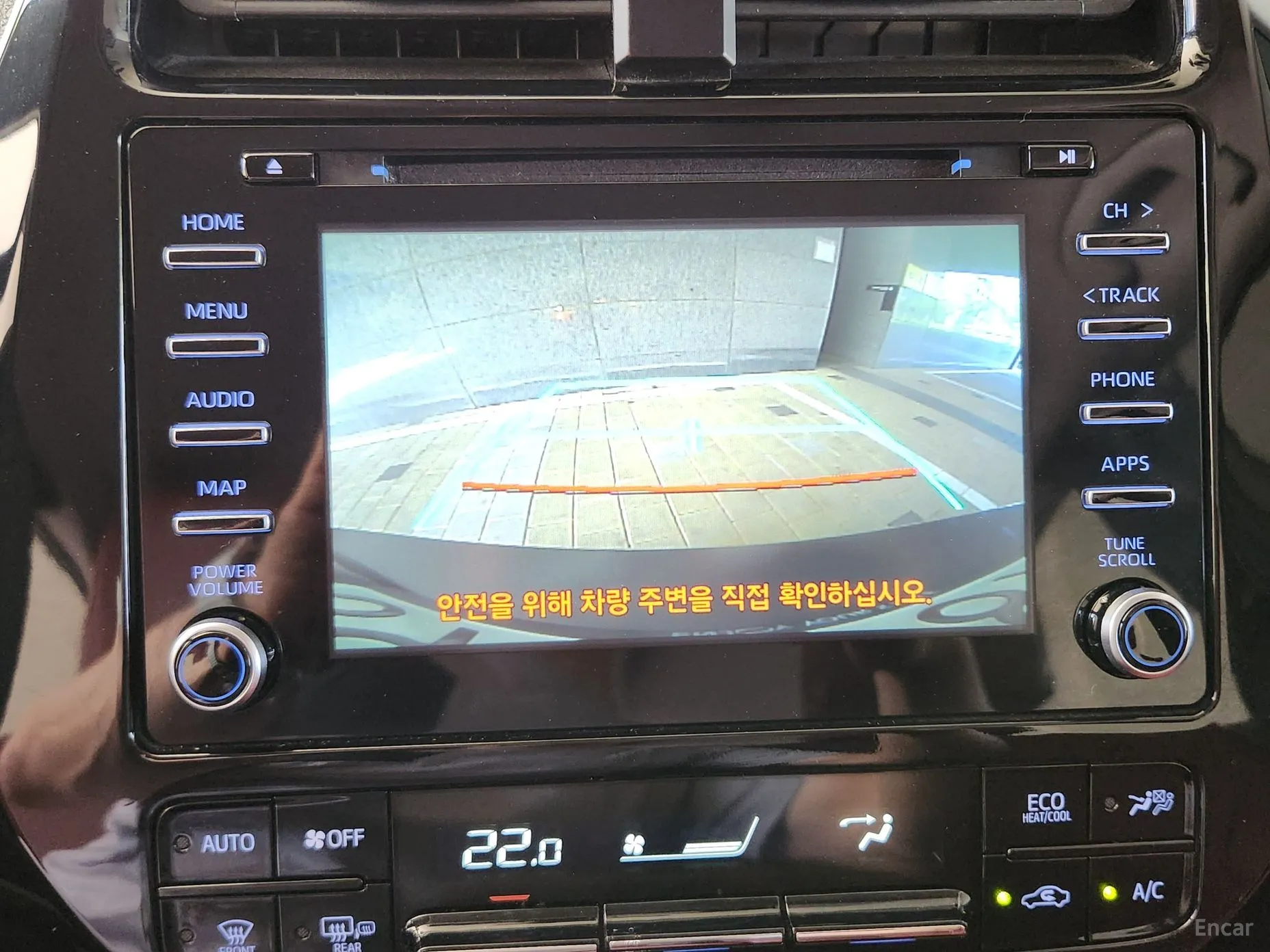 Toyota Prius 4th Generation превью 13