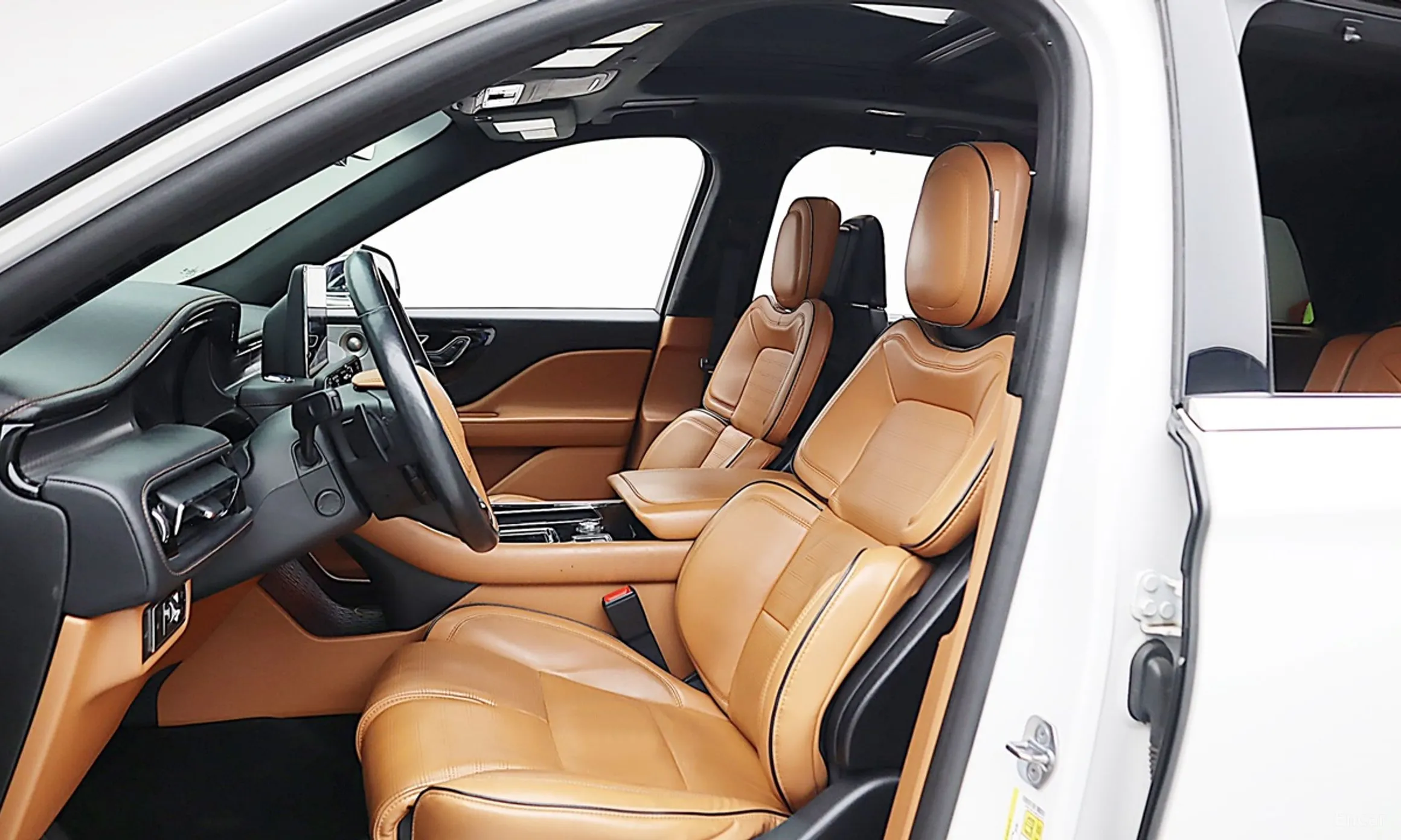 Lincoln Aviator 2nd Generation превью 16