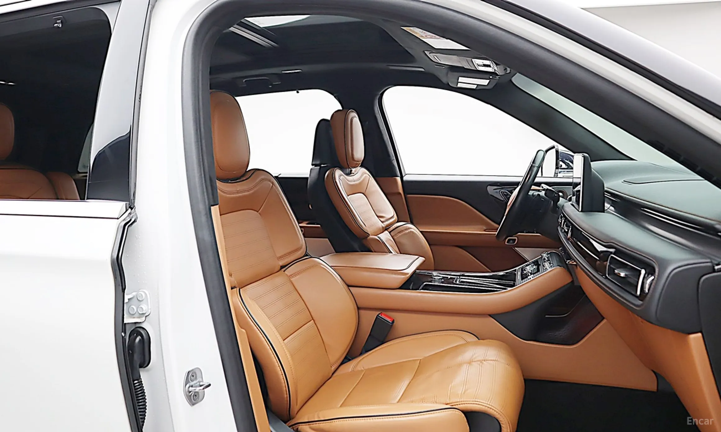 Lincoln Aviator 2nd Generation превью 17