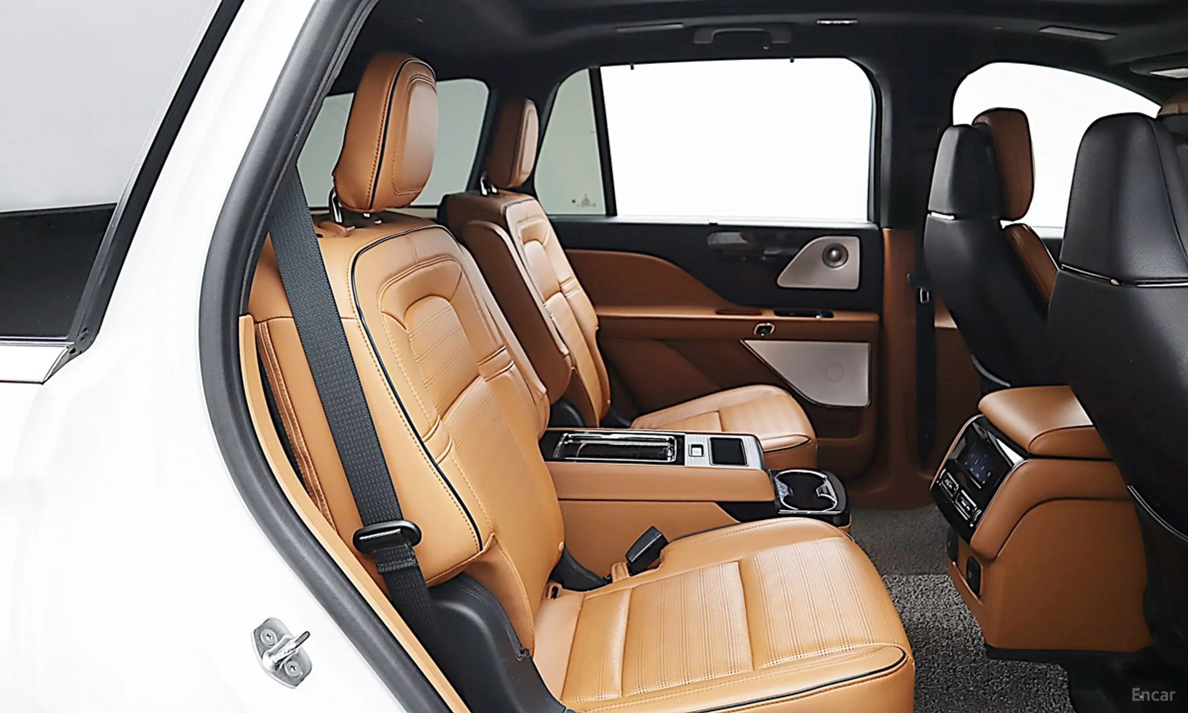 Lincoln Aviator 2nd Generation превью 19