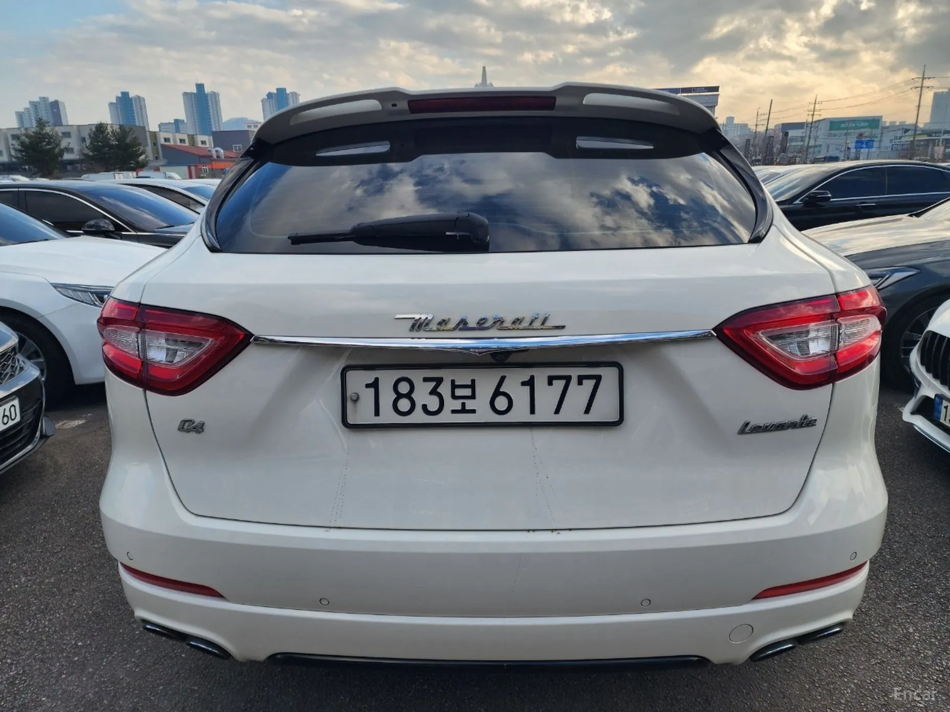 Maserati Levante превью 4