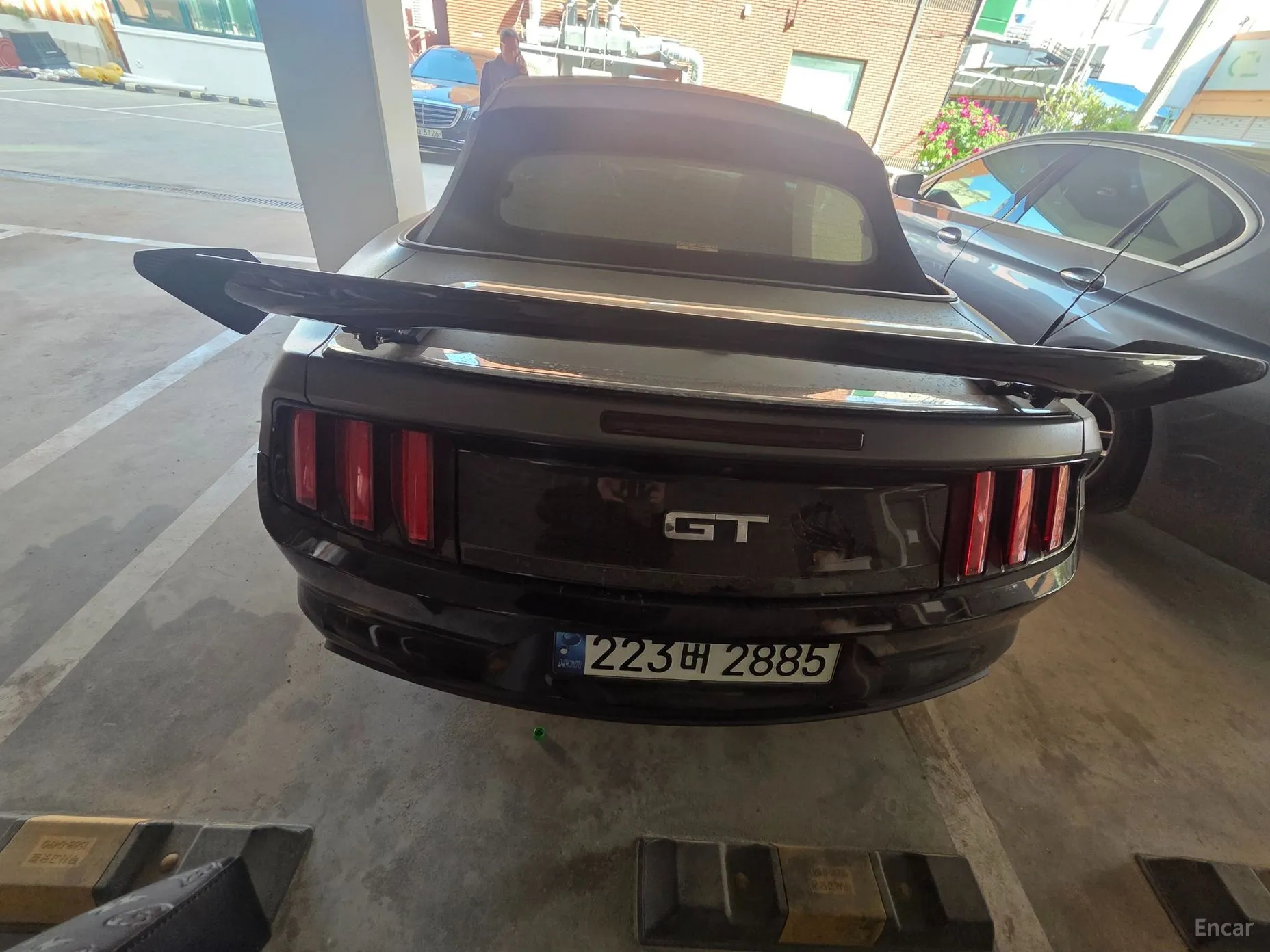 Ford Mustang превью 3