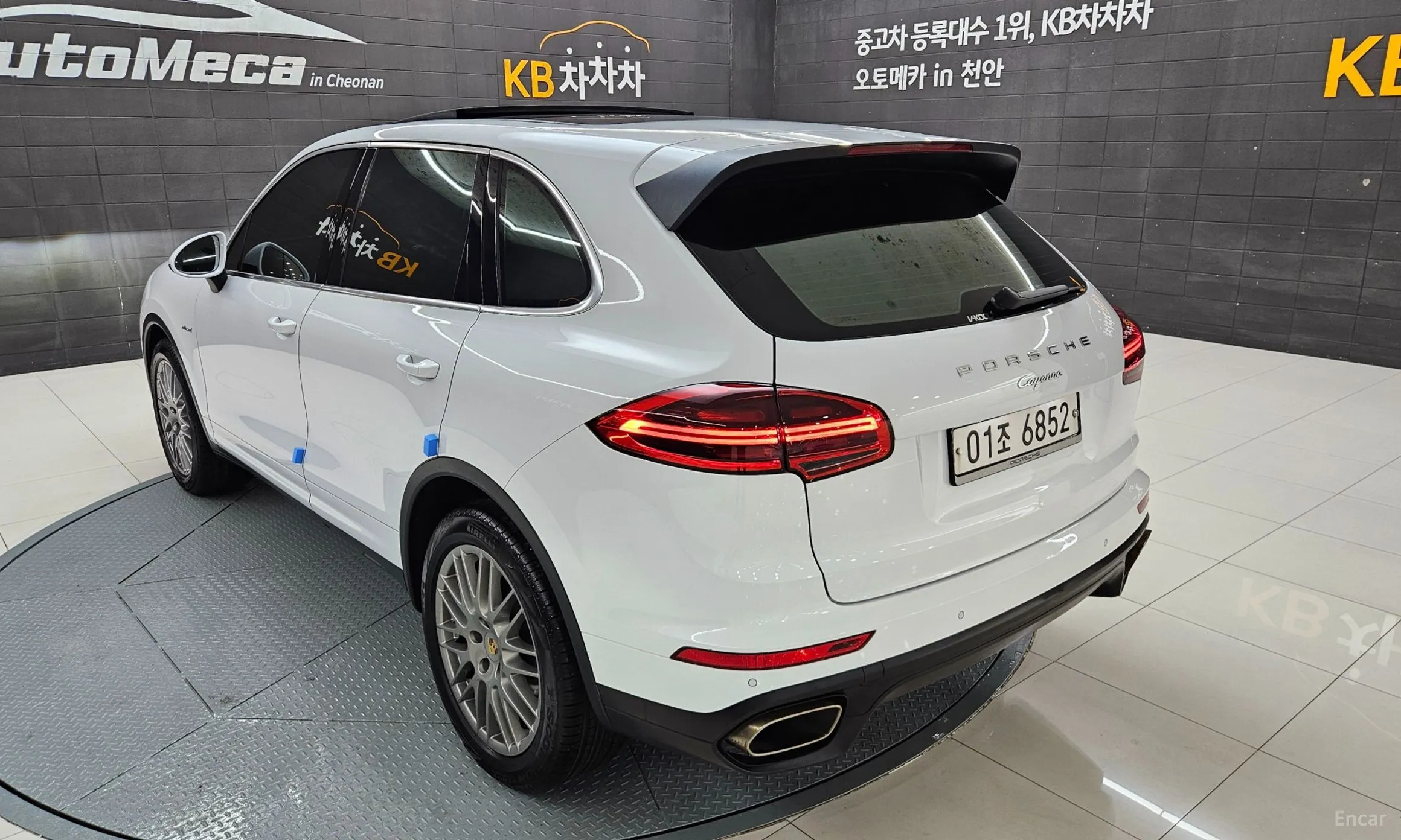 Porsche New Cayenne превью 6