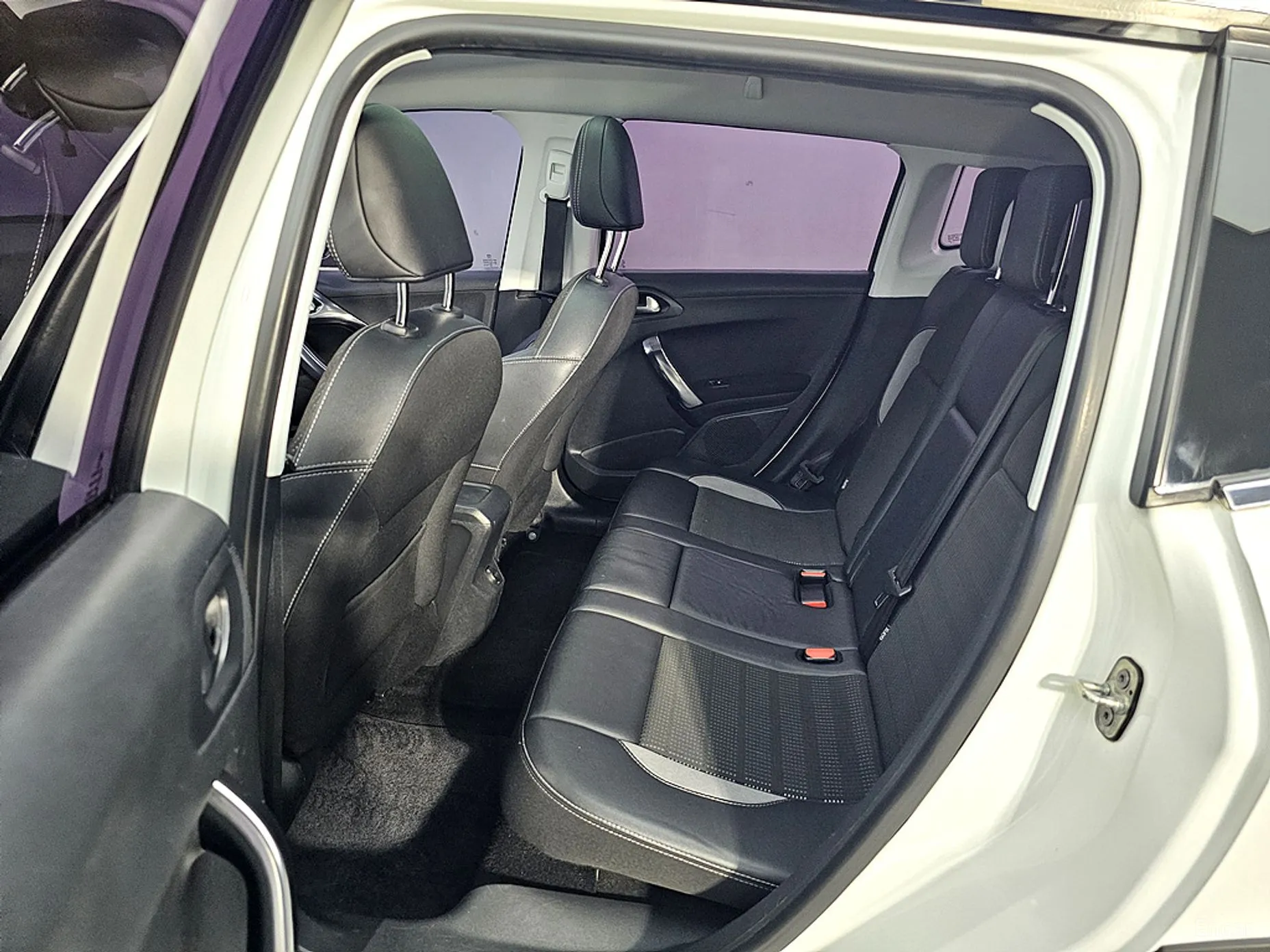 Peugeot 2008. превью 9