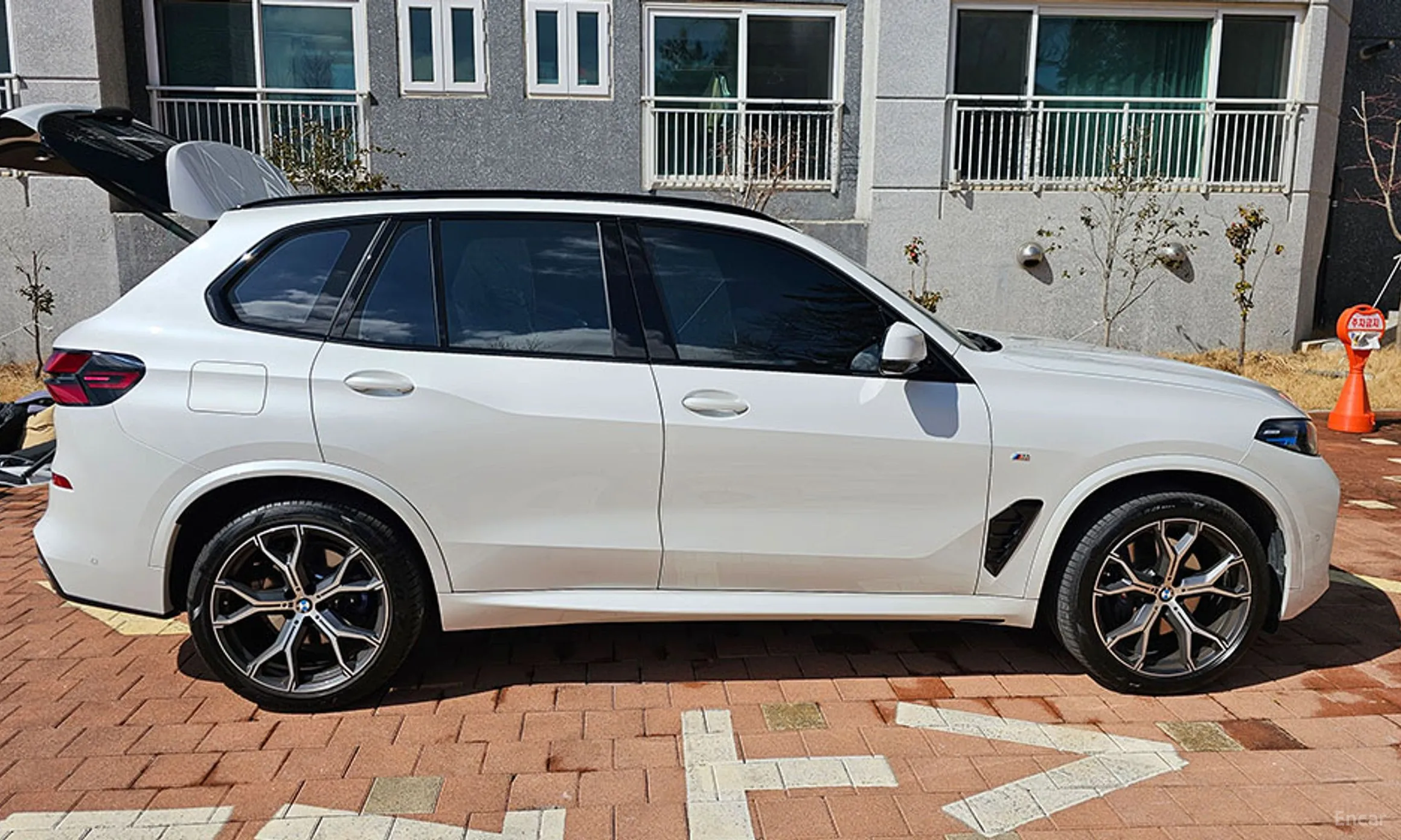 BMW X5 (G05) превью 3
