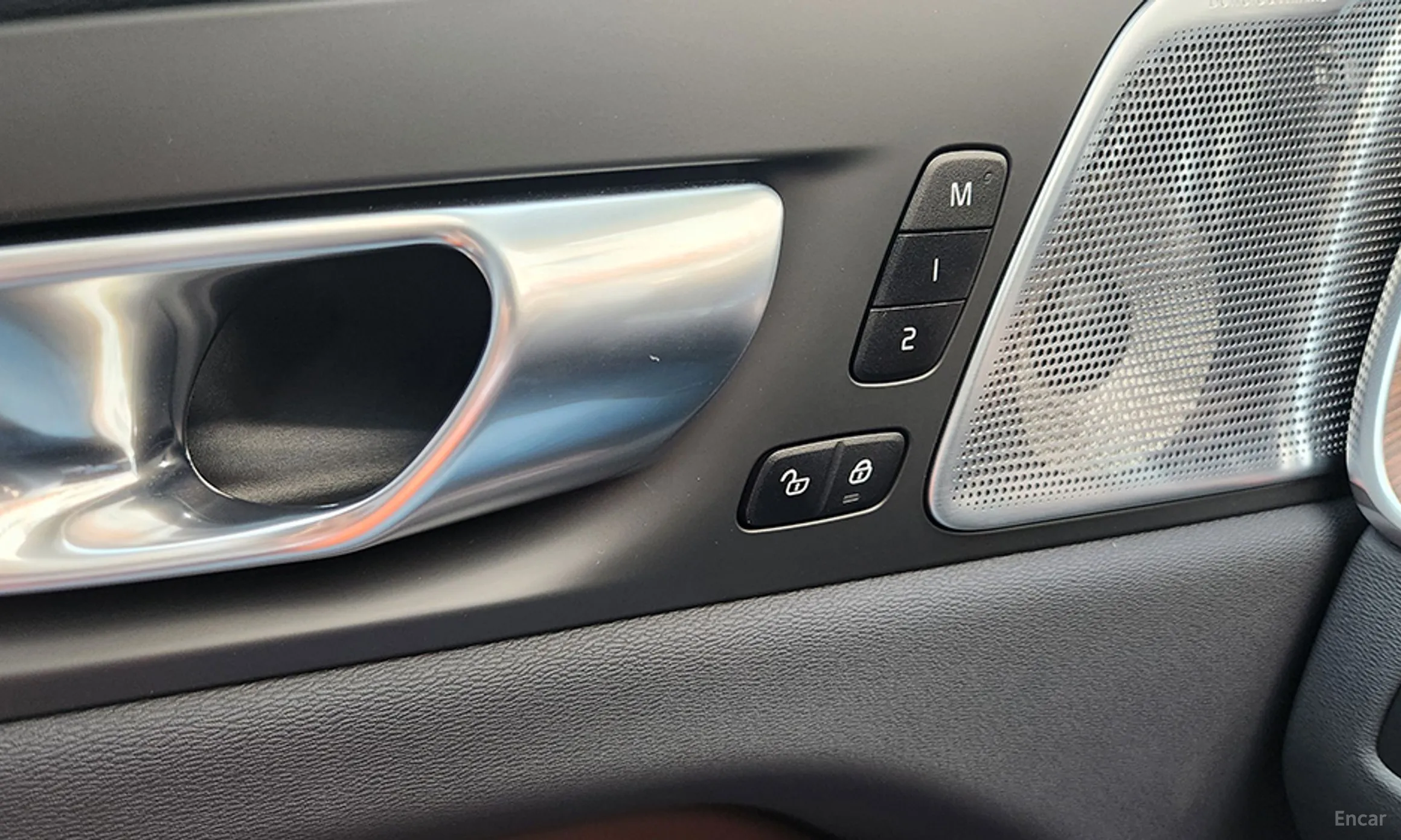 Volvo XC60 Gen 2 превью 16