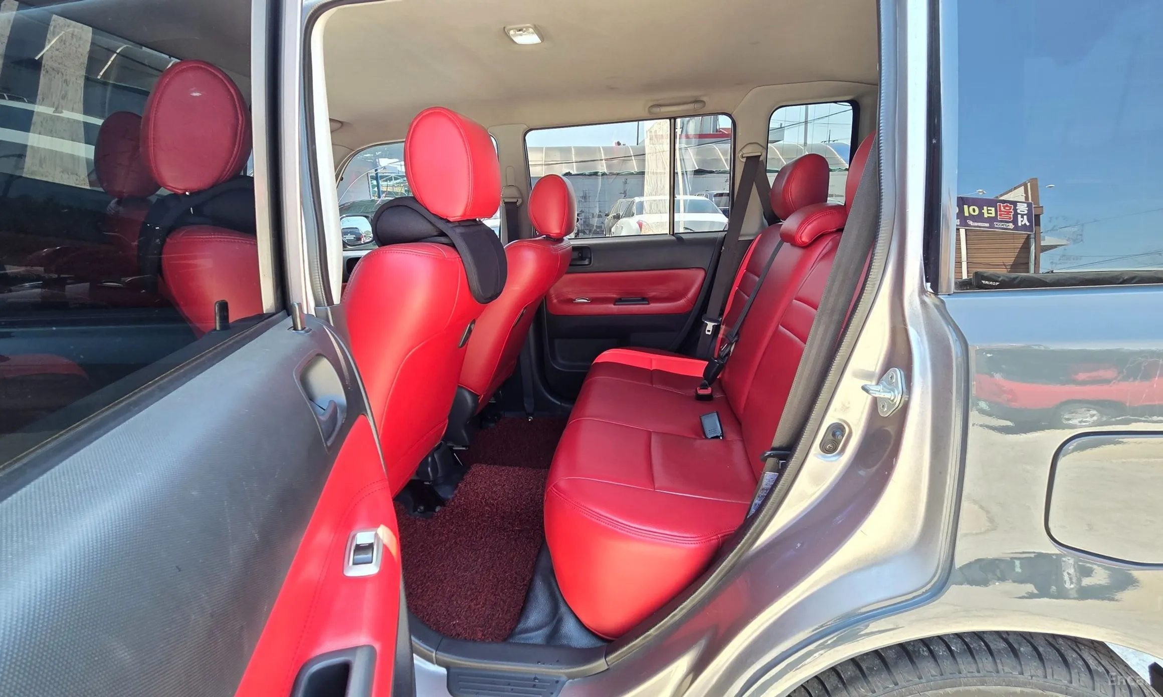 Toyota Bb превью 12