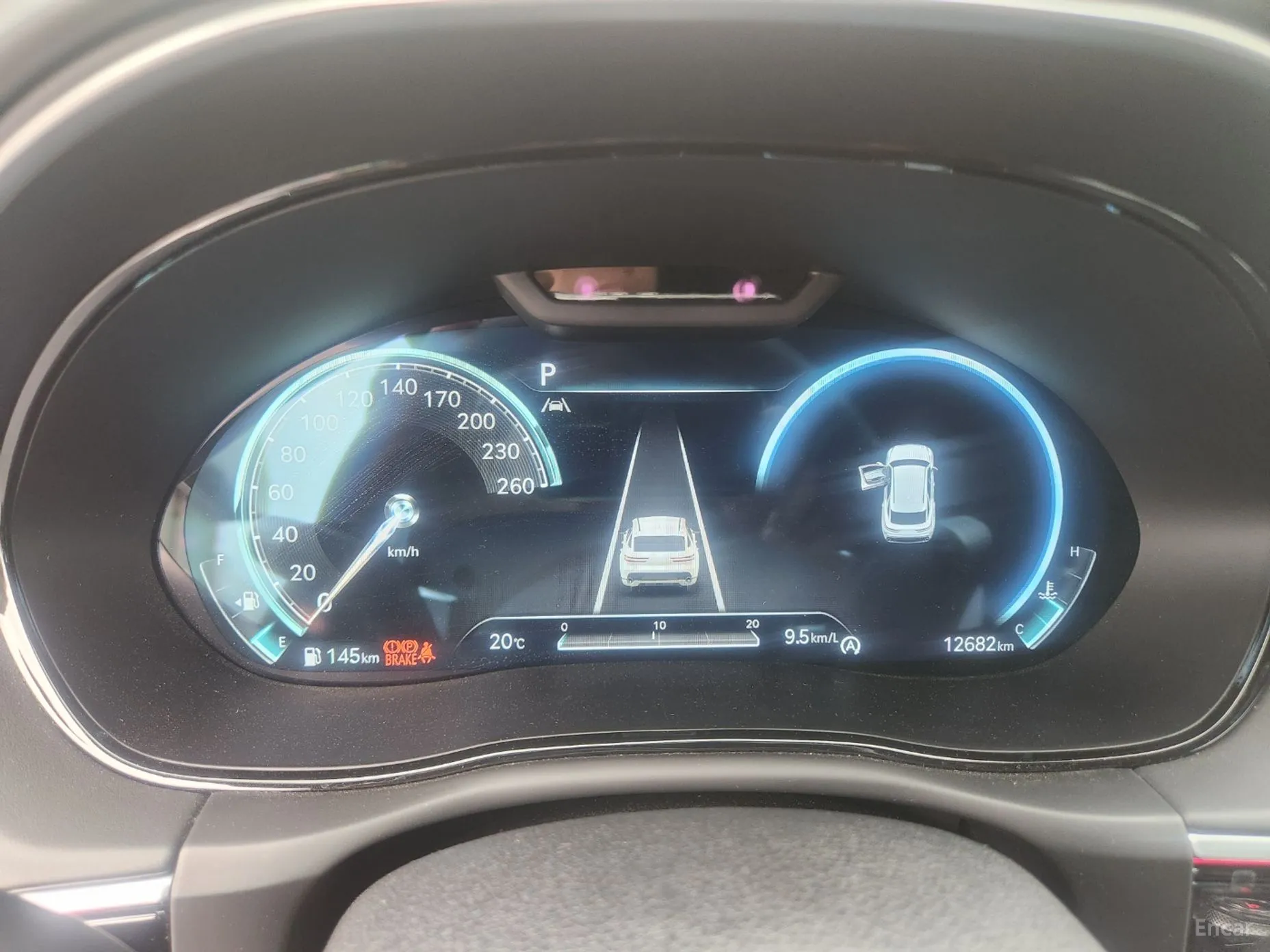 Genesis GV70 превью 13
