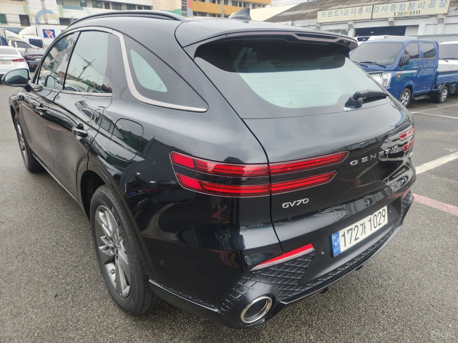 Genesis GV70 превью 7