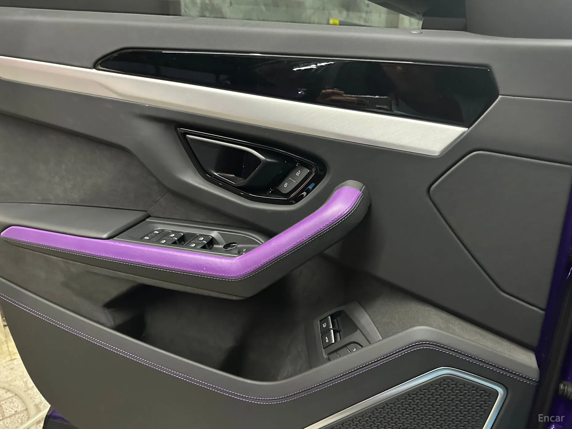 Lamborghini Urus превью 9