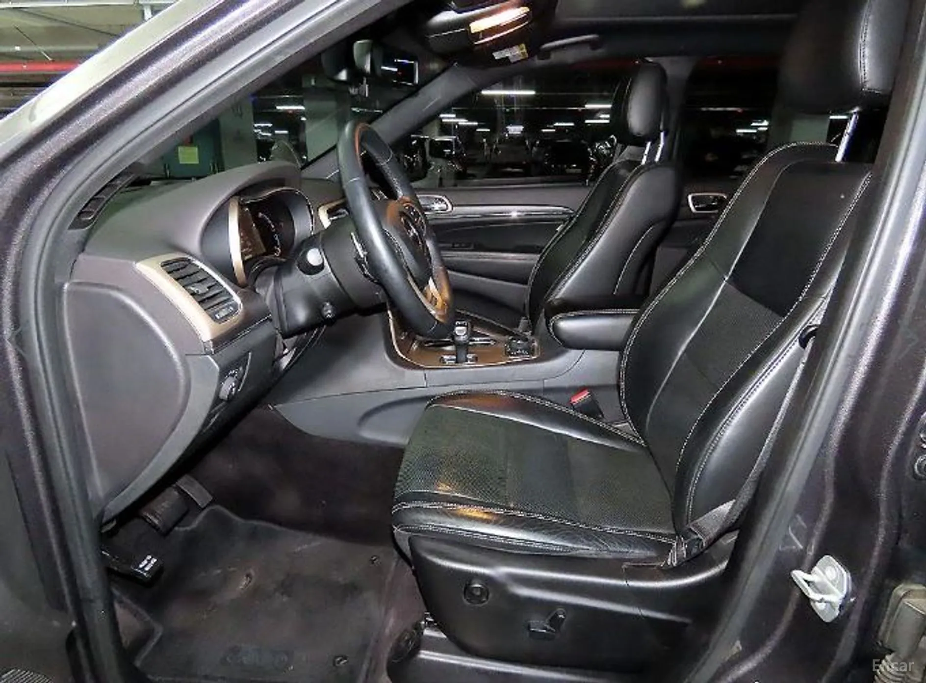 Jeep Grand Cherokee превью 6