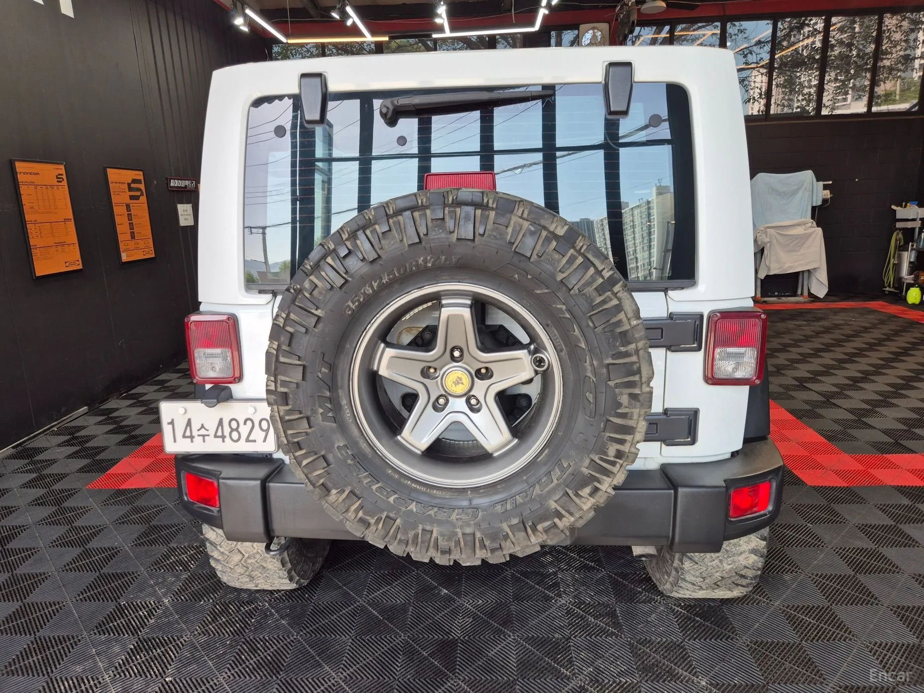 Jeep Wrangler (JK) превью 4