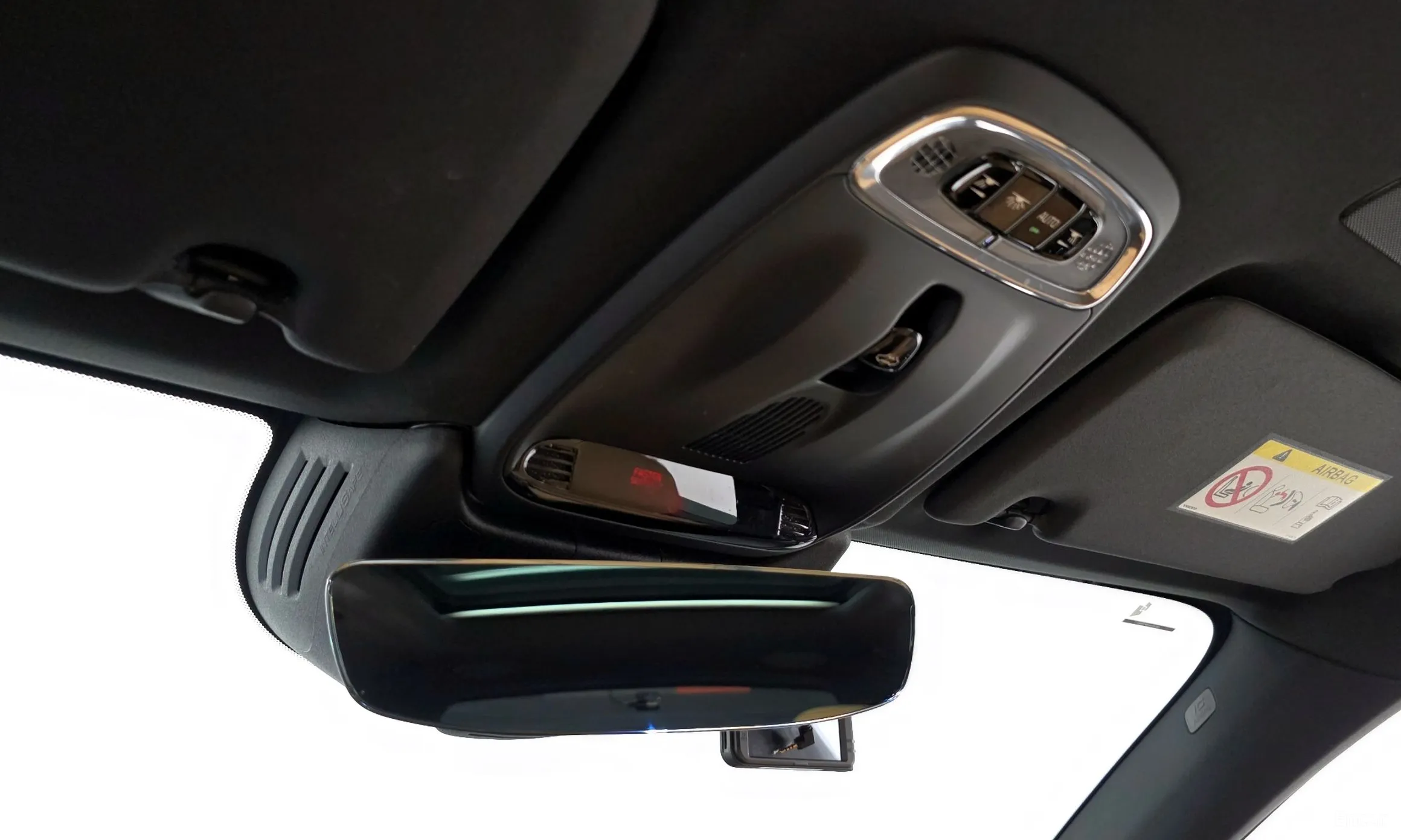 Volvo XC60 Gen 2 превью 16