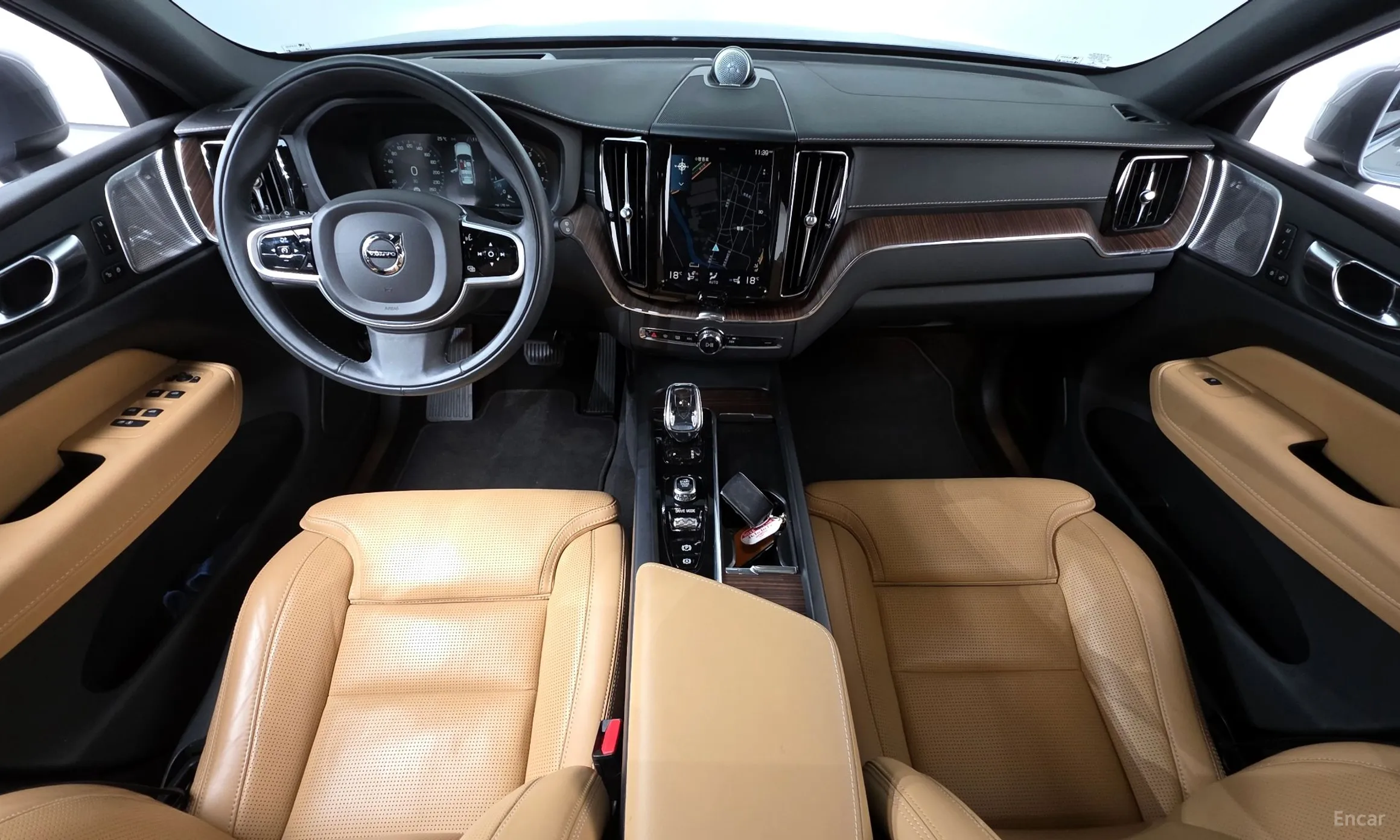 Volvo XC60 Gen 2 превью 7