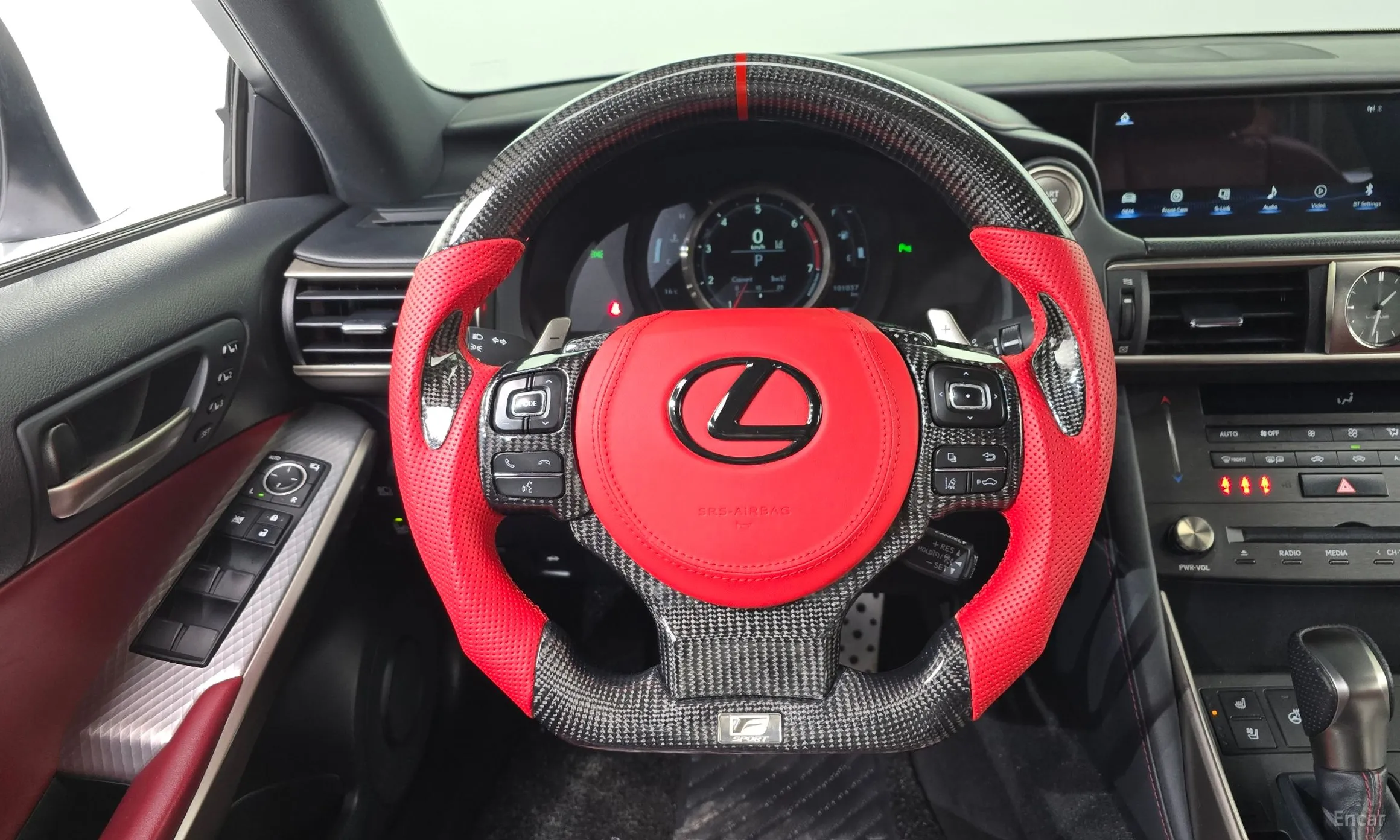 Lexus New IS300 превью 13