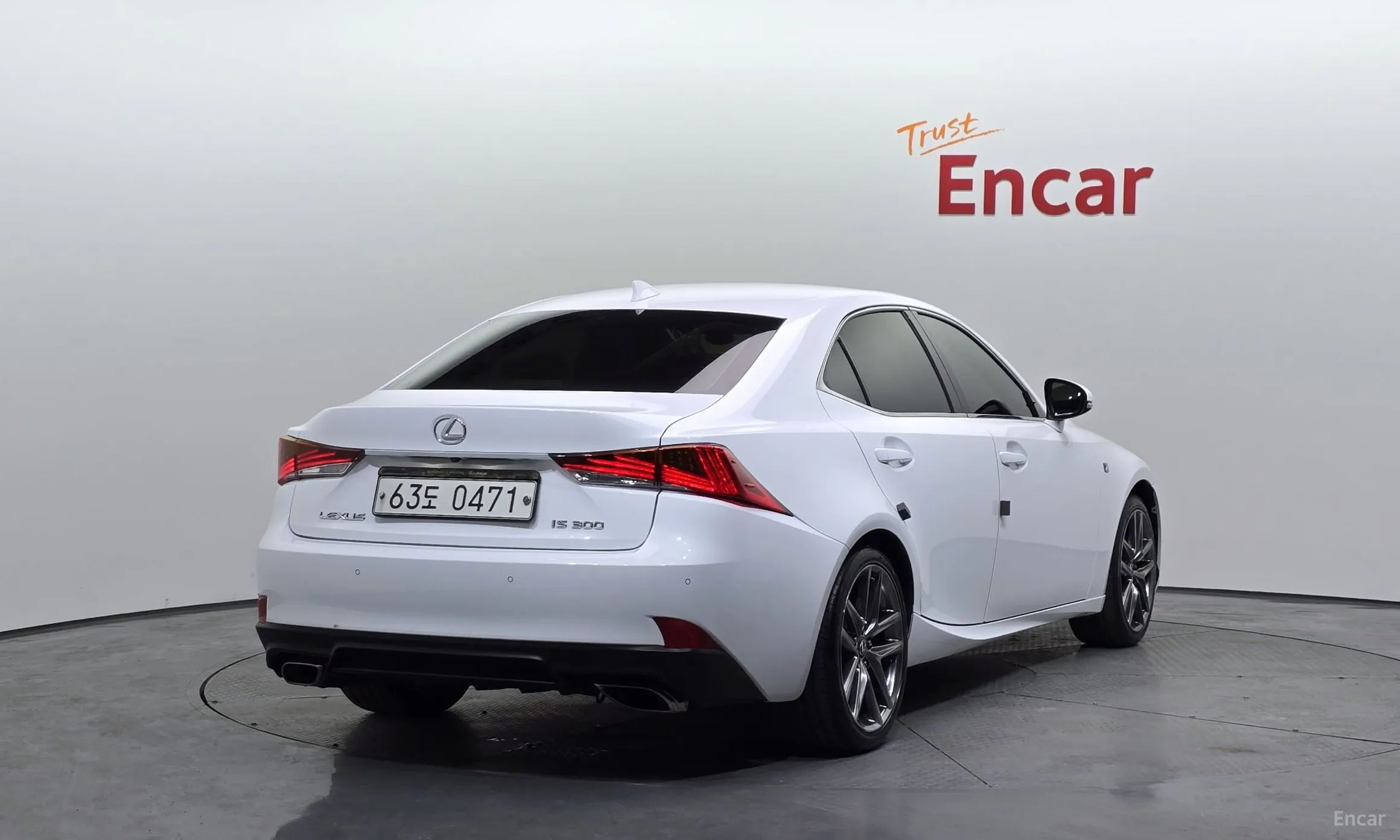 Lexus New IS300