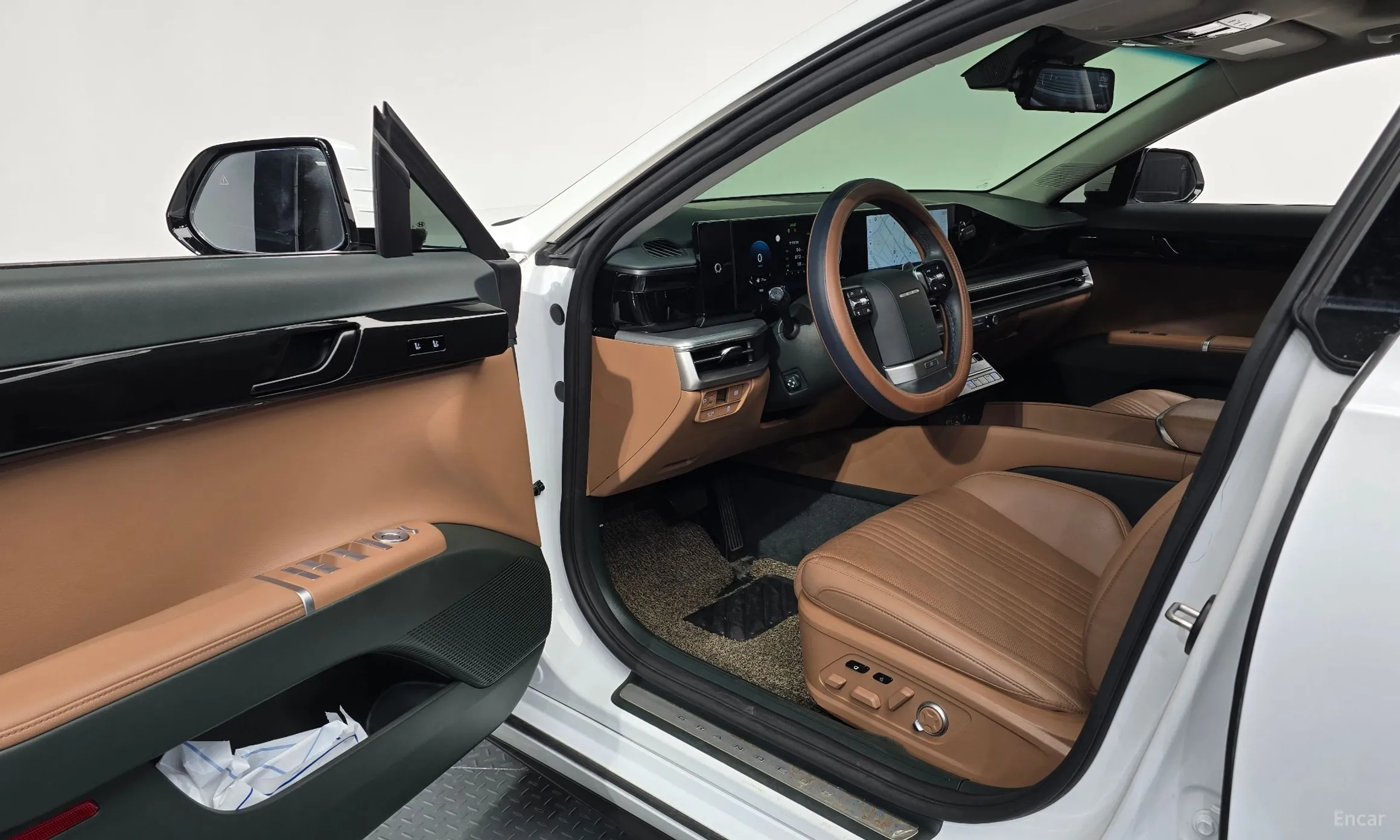 Hyundai Grandeur (GN7) превью 10