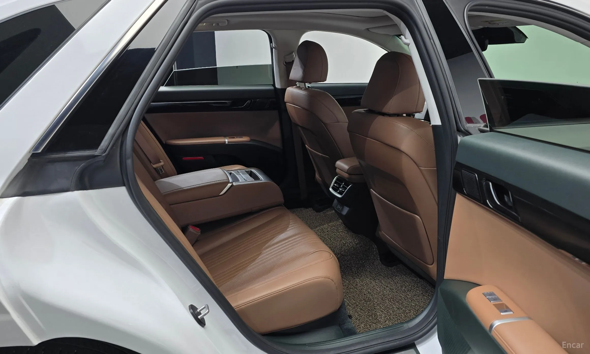 Hyundai Grandeur (GN7) превью 11