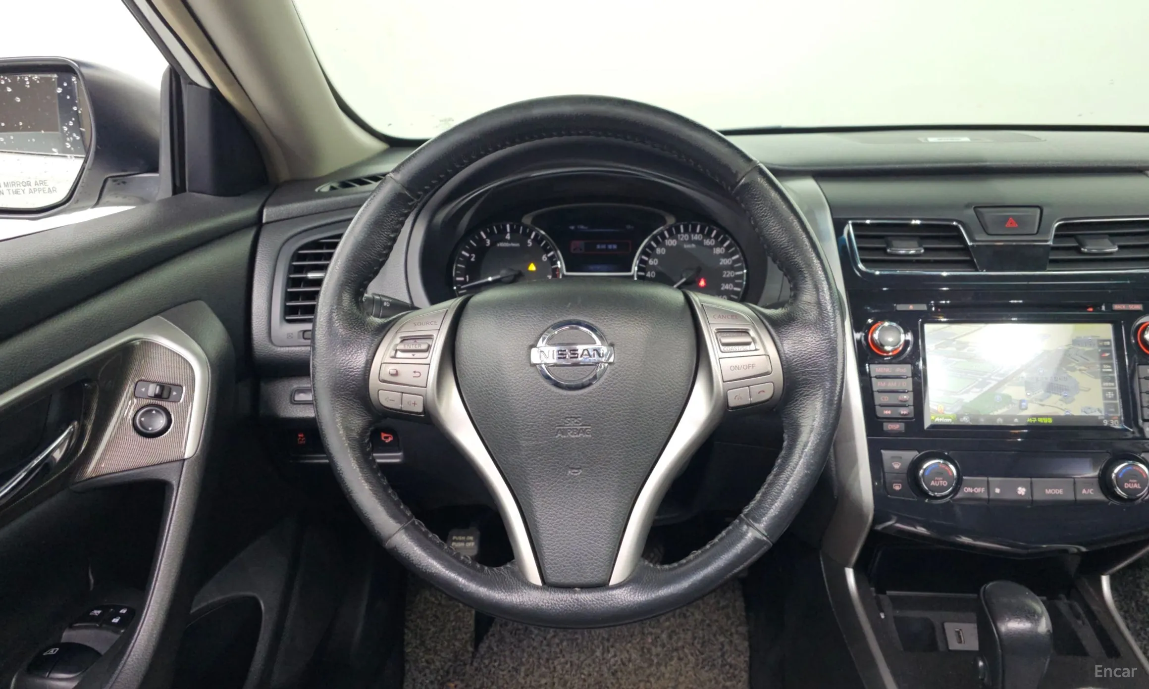 Nissan Altima превью 14