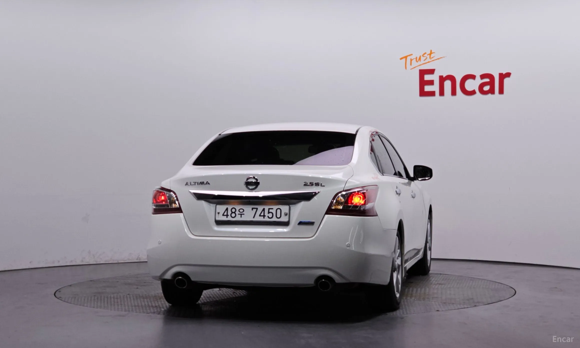 Nissan Altima превью 4