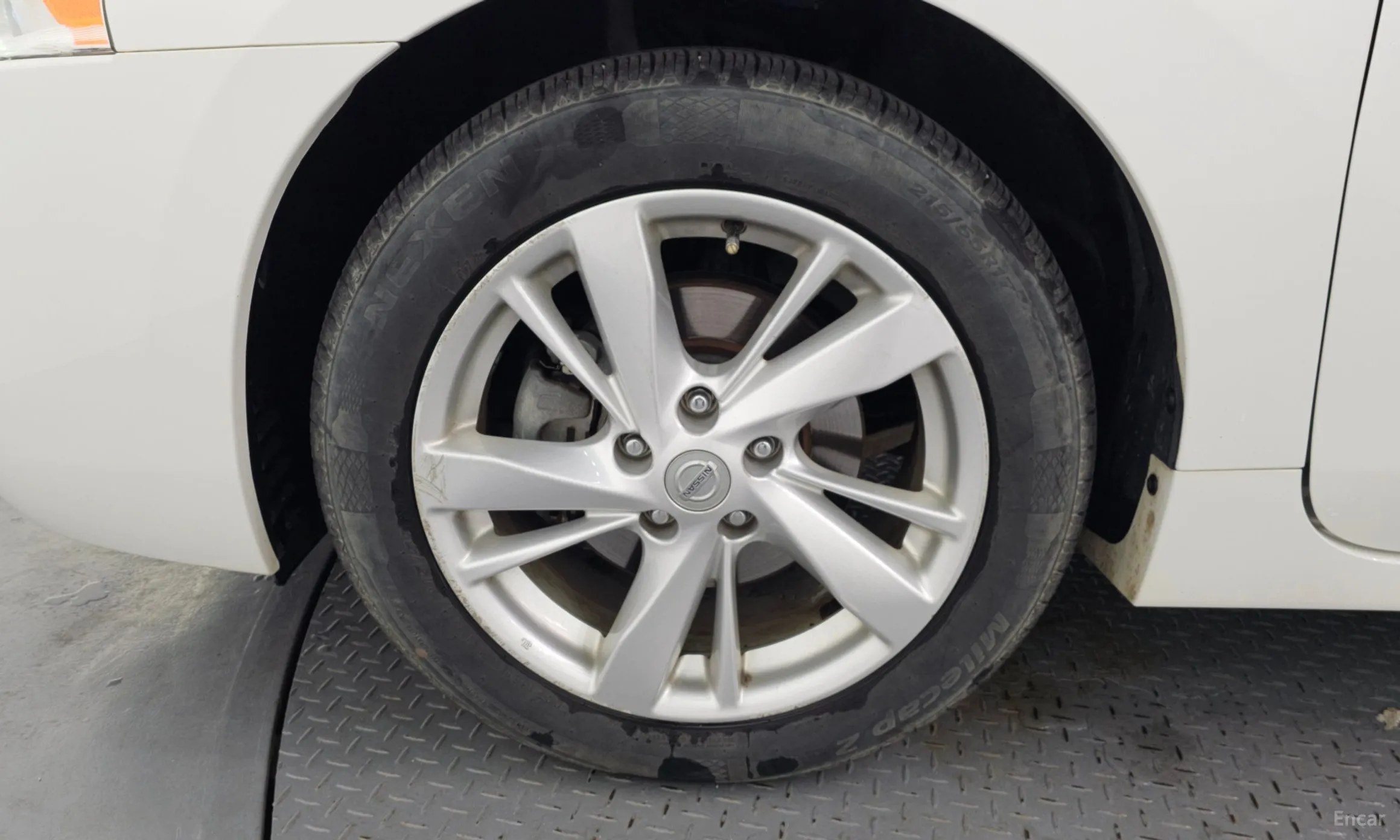 Nissan Altima превью 5