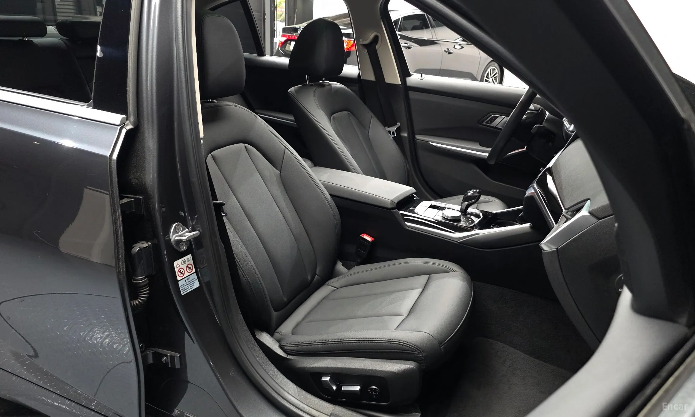 BMW 3 Series (G20) превью 11