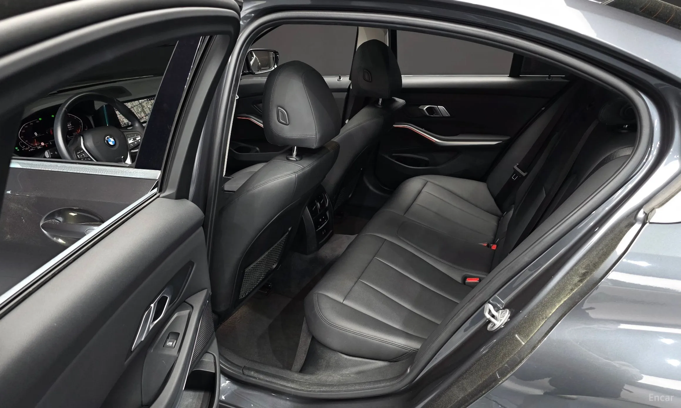 BMW 3 Series (G20) превью 12