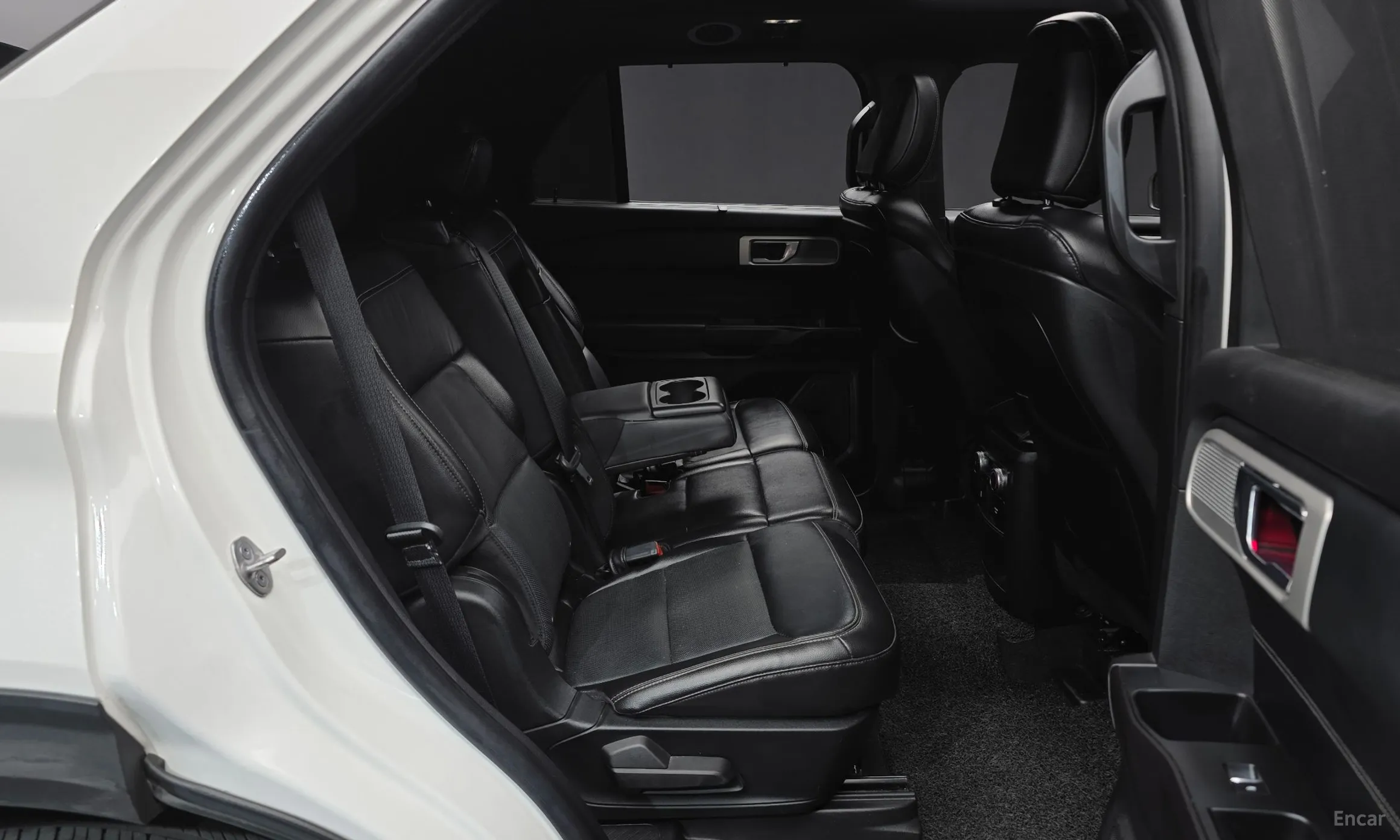 Ford Explorer 6th Generation превью 11
