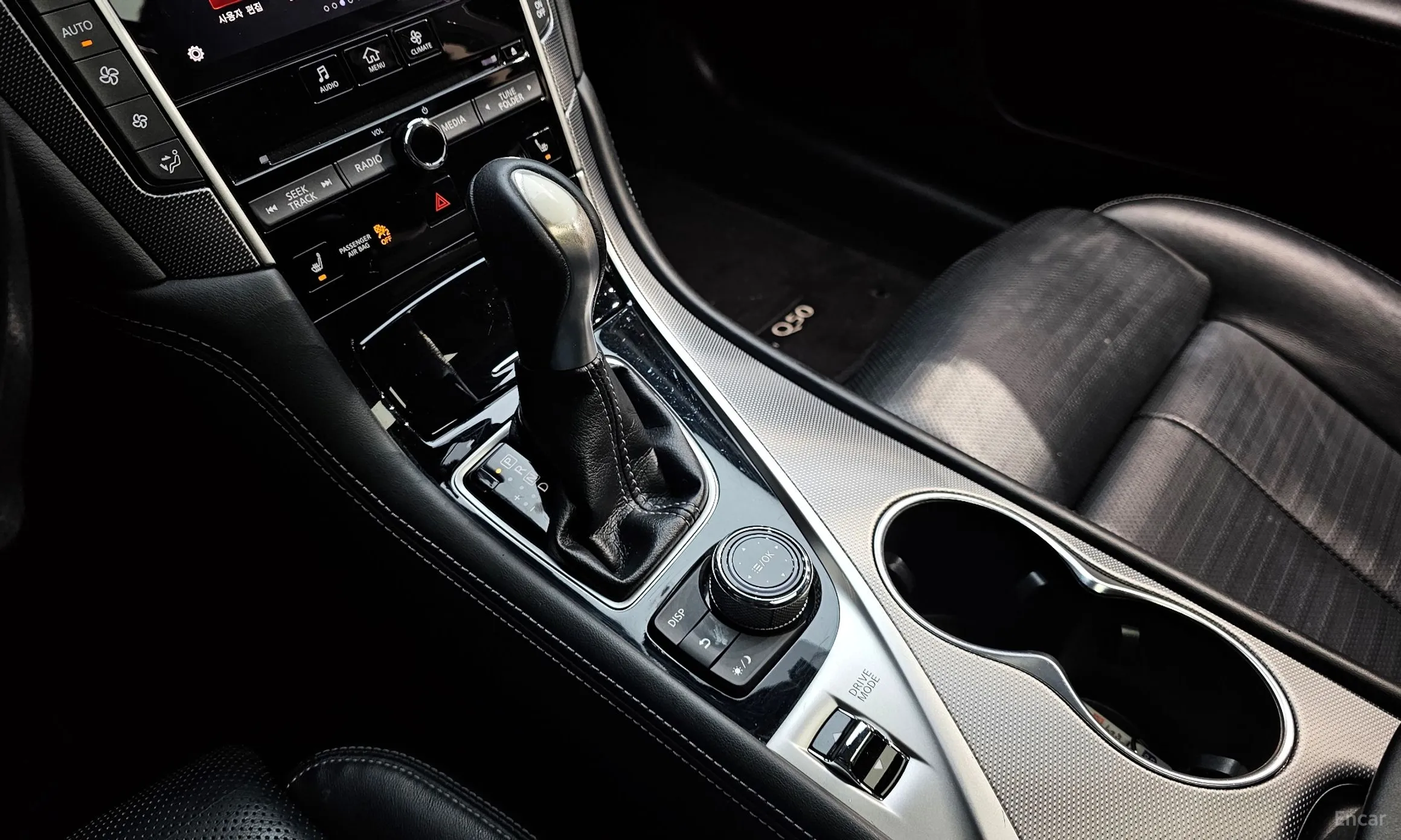 Infiniti Q50 превью 9
