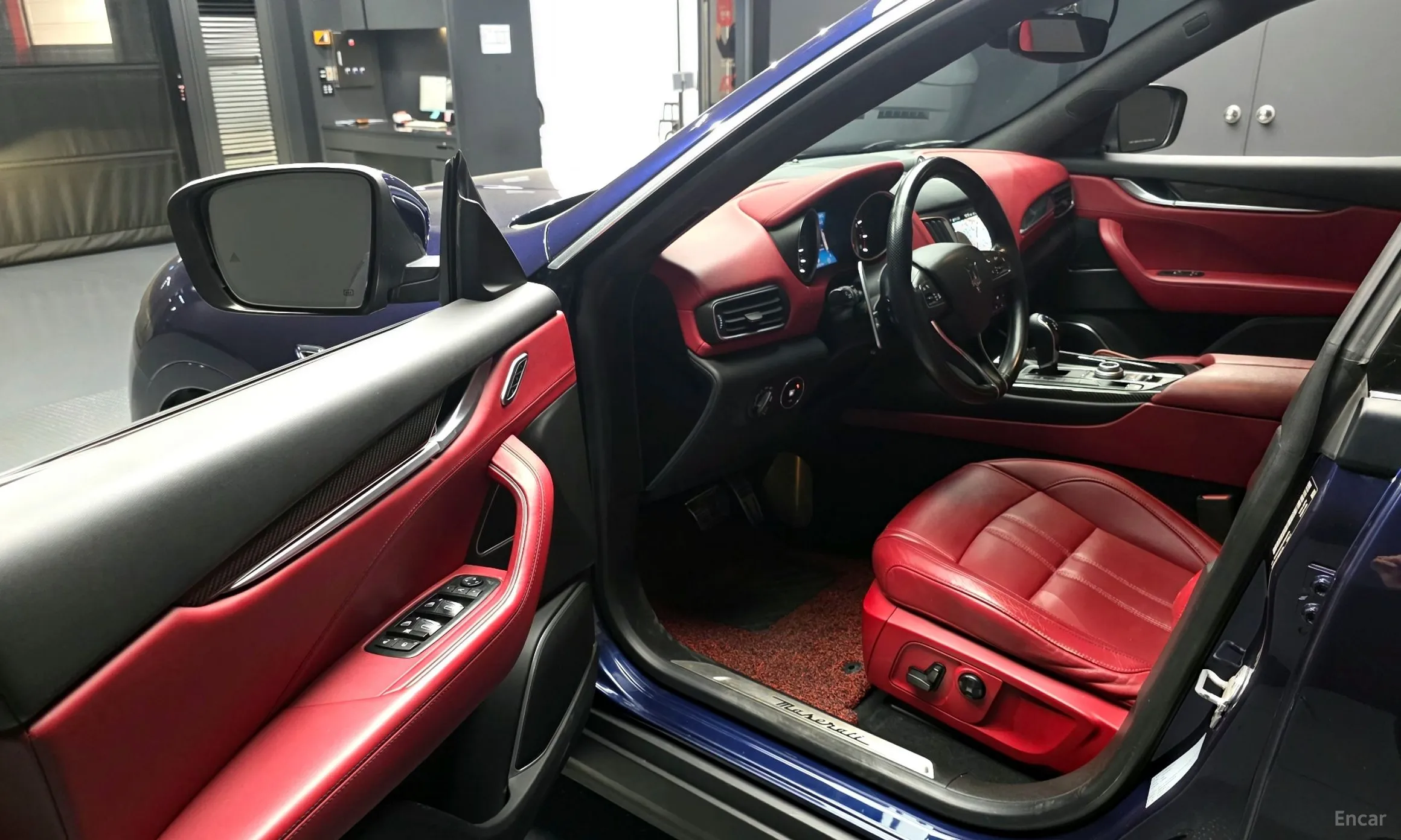 Maserati Levante превью 10