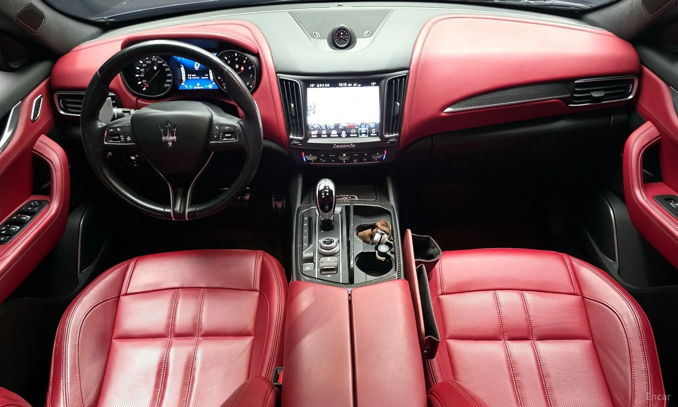 Maserati Levante превью 7