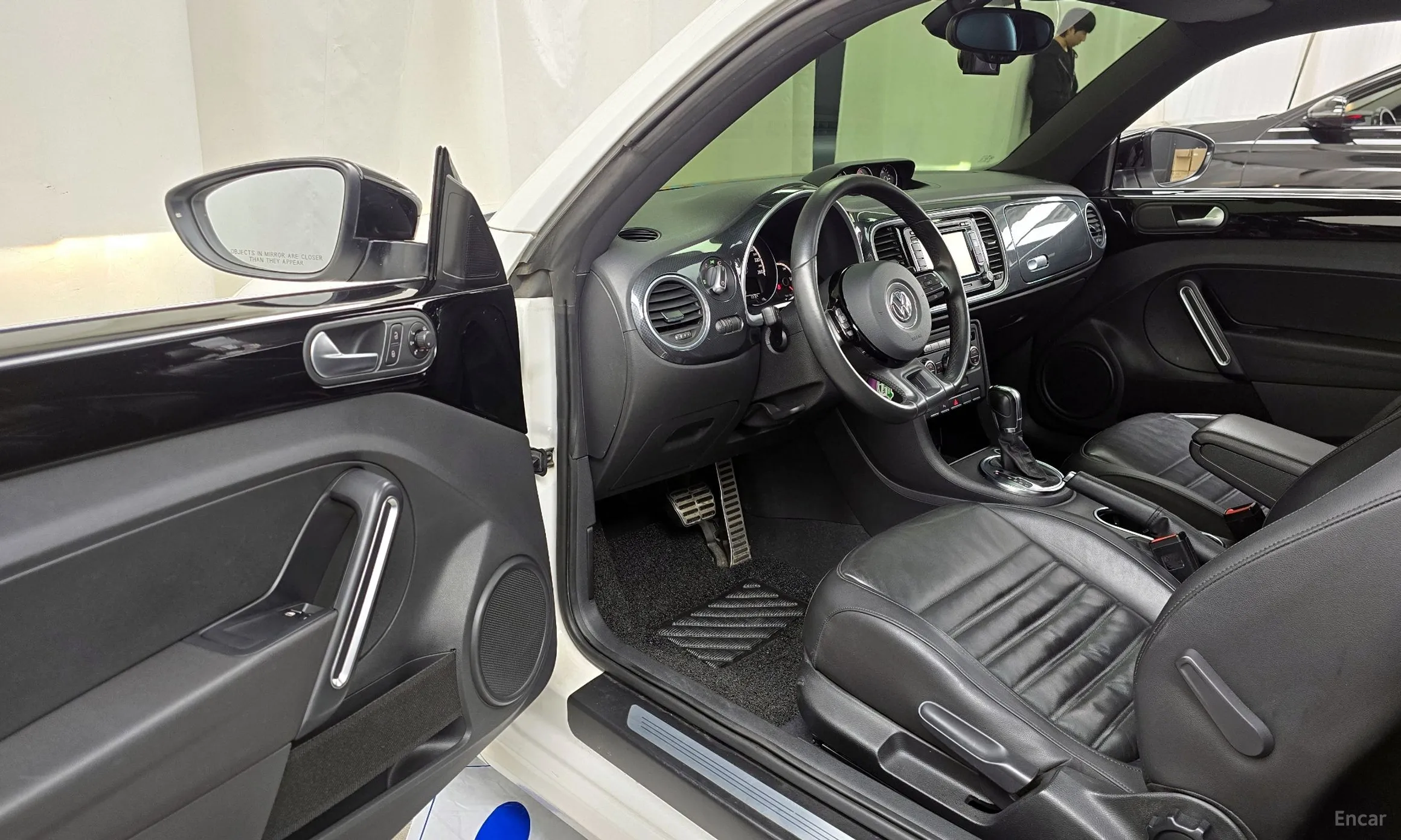 Volkswagen The Beetle превью 10
